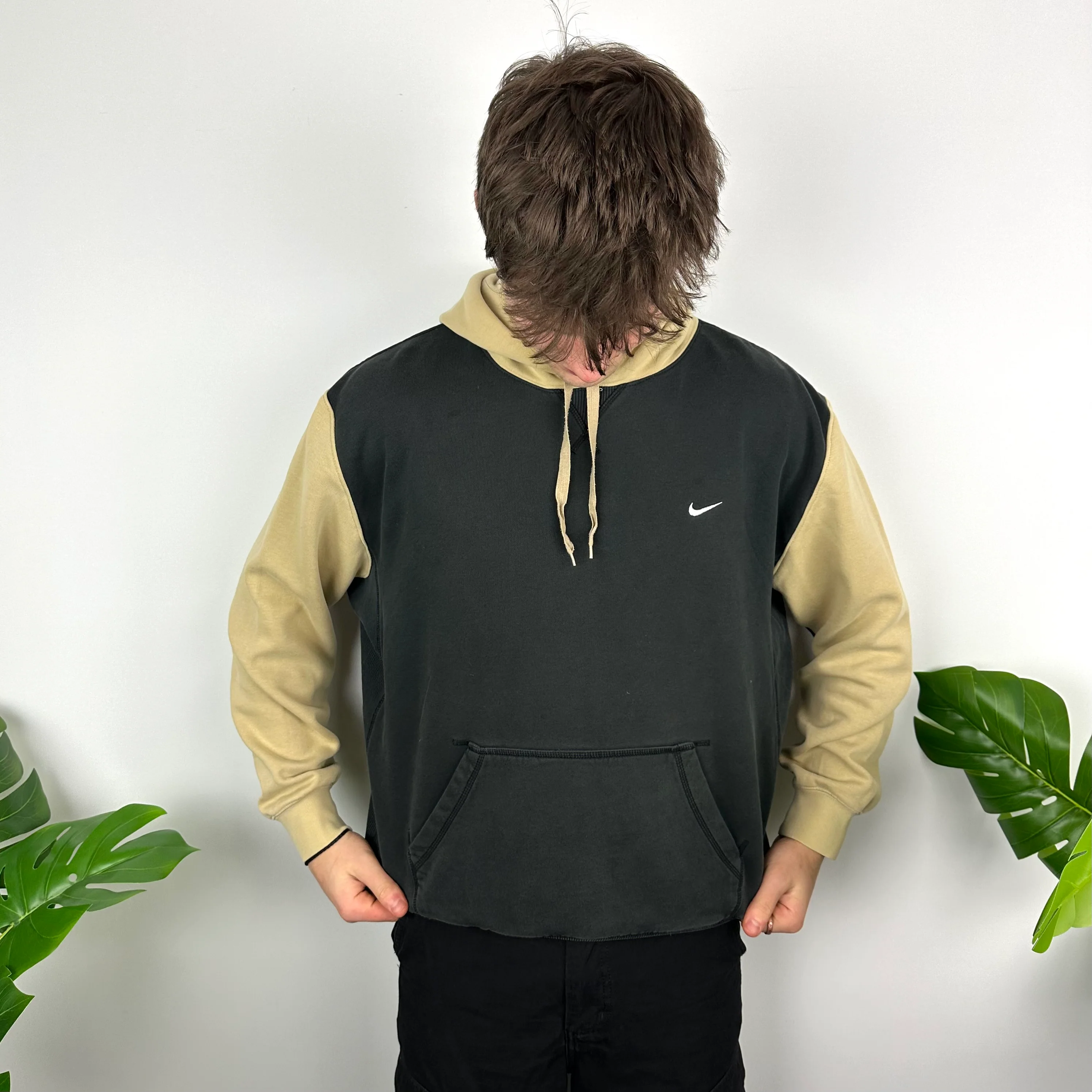 Nike Black Embroidered Swoosh Hoodie (L) - Image 2