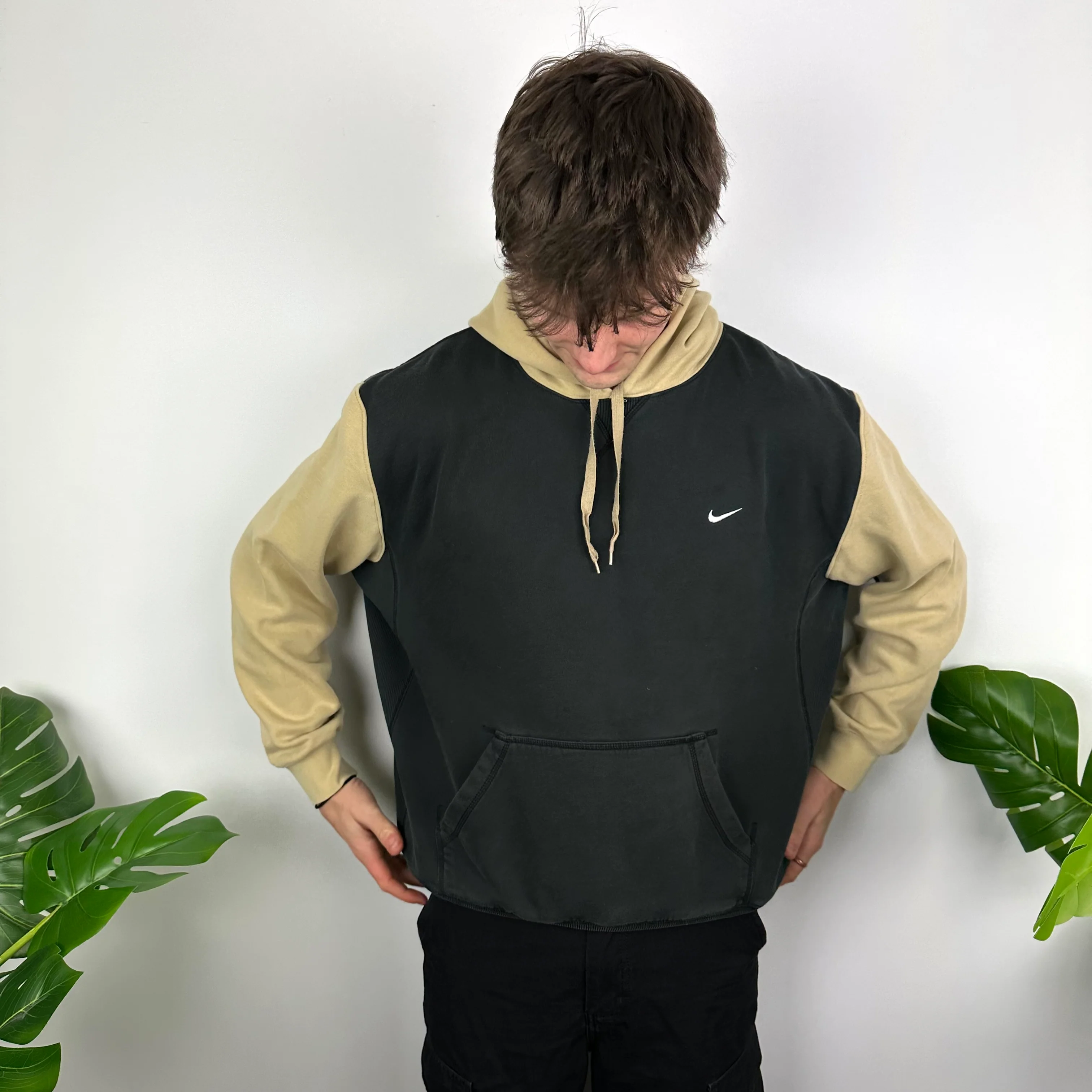 Nike Black Embroidered Swoosh Hoodie (L) - Image 6