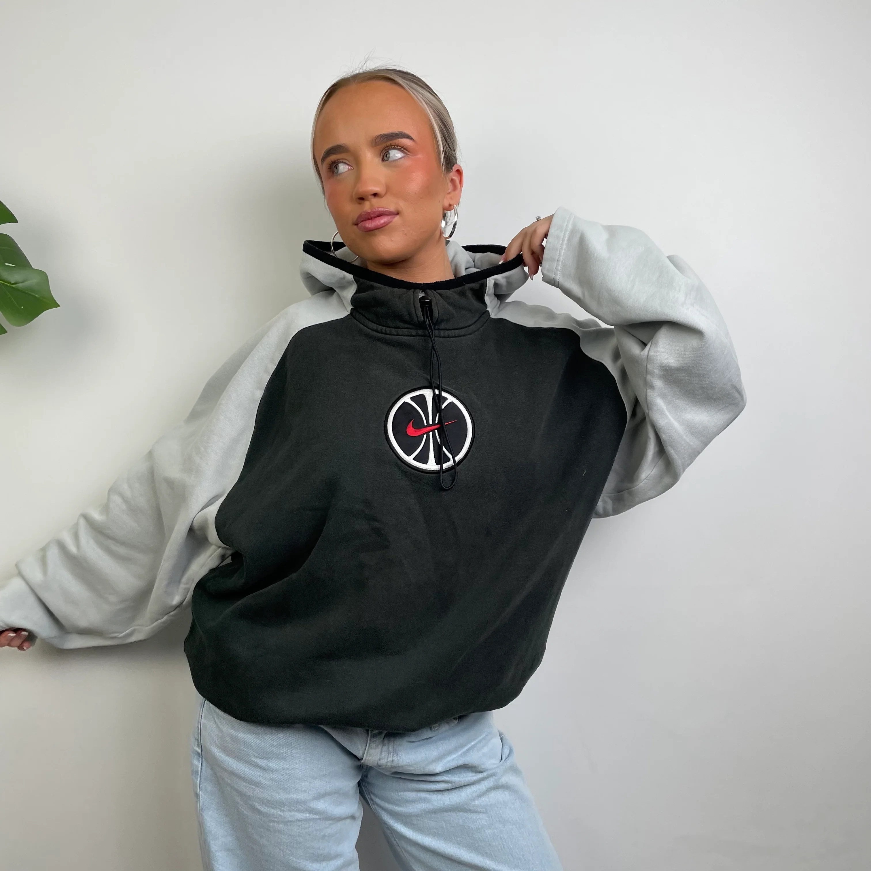 Nike Black Embroidered Swoosh Hoodie (XL) - Image 2