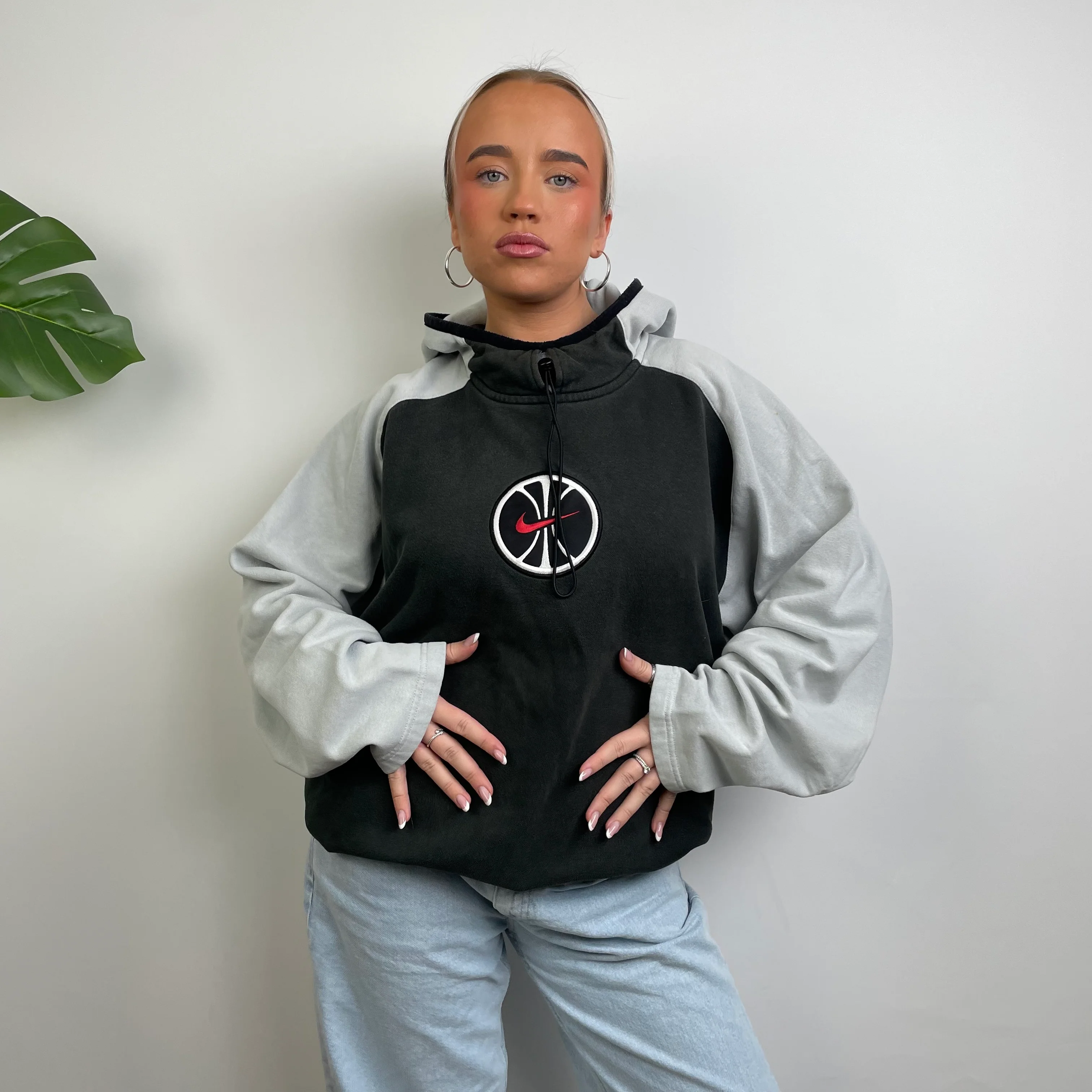 Nike Black Embroidered Swoosh Hoodie (XL) - Image 3
