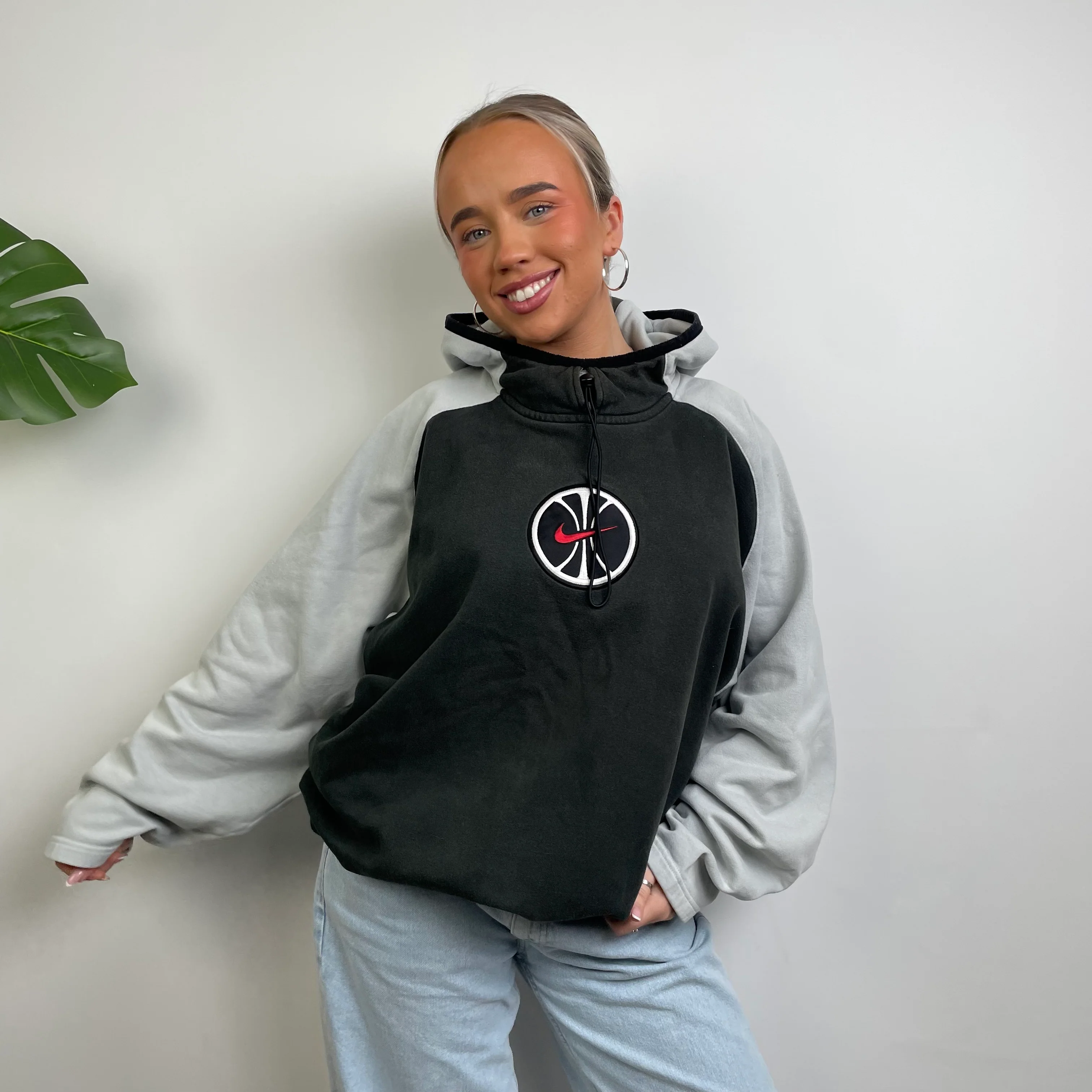 Nike Black Embroidered Swoosh Hoodie (XL) - Image 5