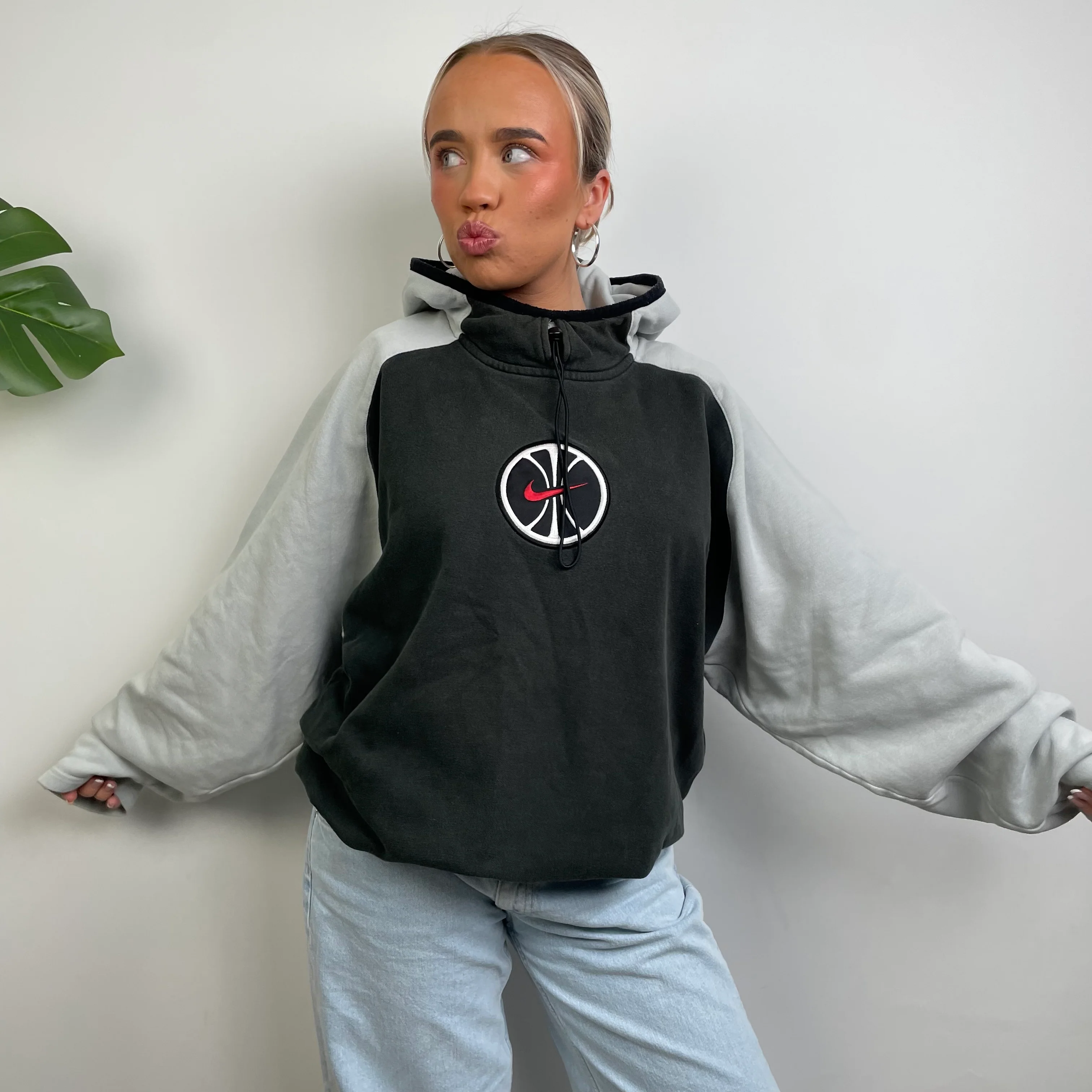 Nike Black Embroidered Swoosh Hoodie (XL) - Image 8