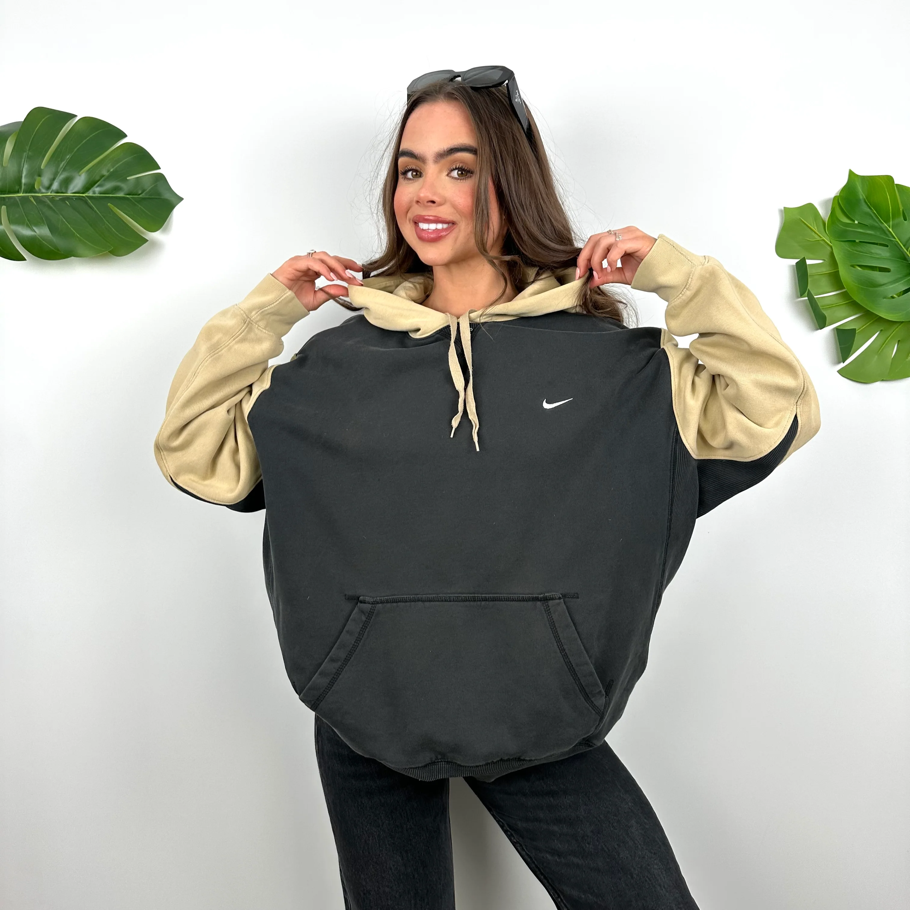 Nike Black Embroidered Swoosh Hoodie (L) - Image 6