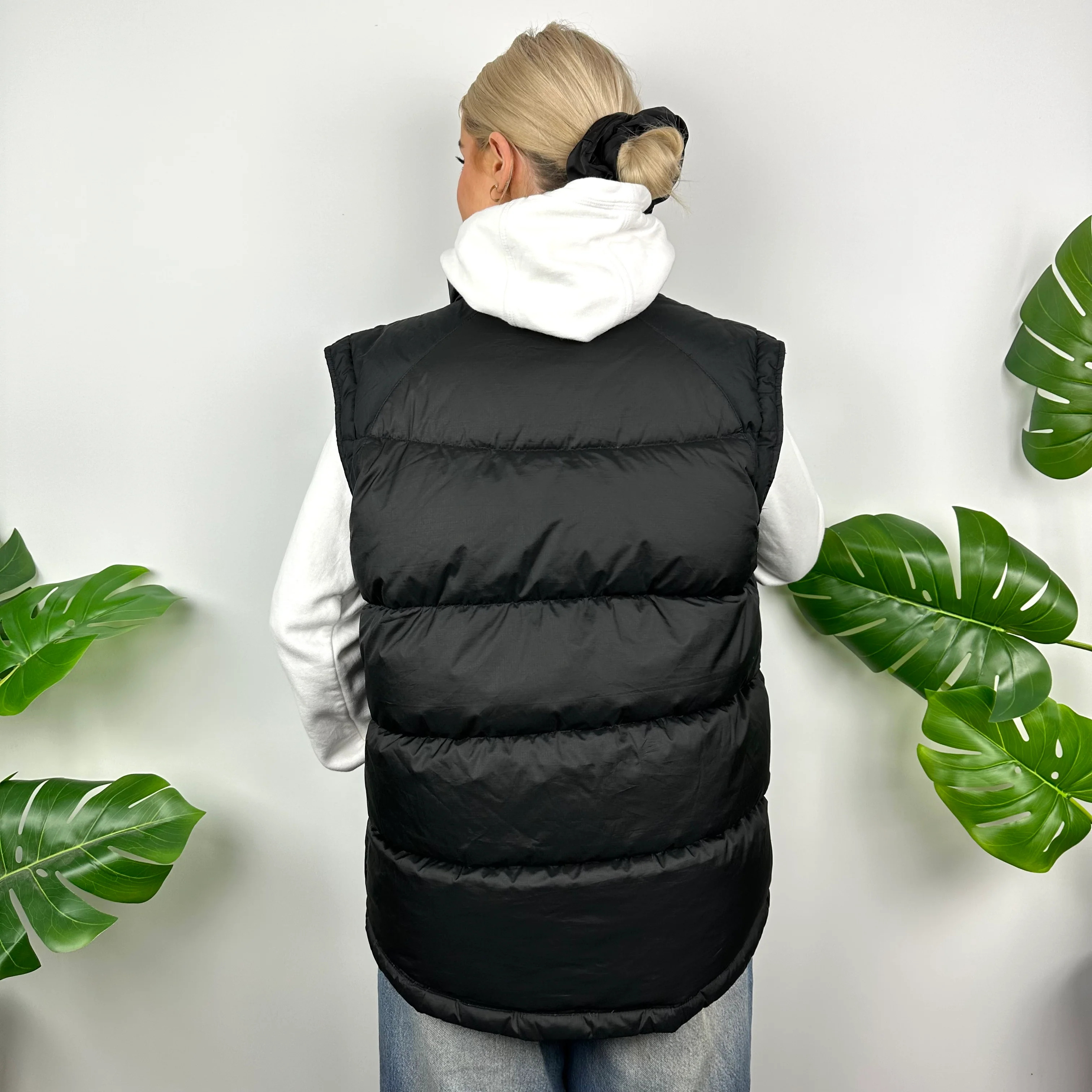Nike Black Embroidered Swoosh Puffer Gilet (M) - Image 3