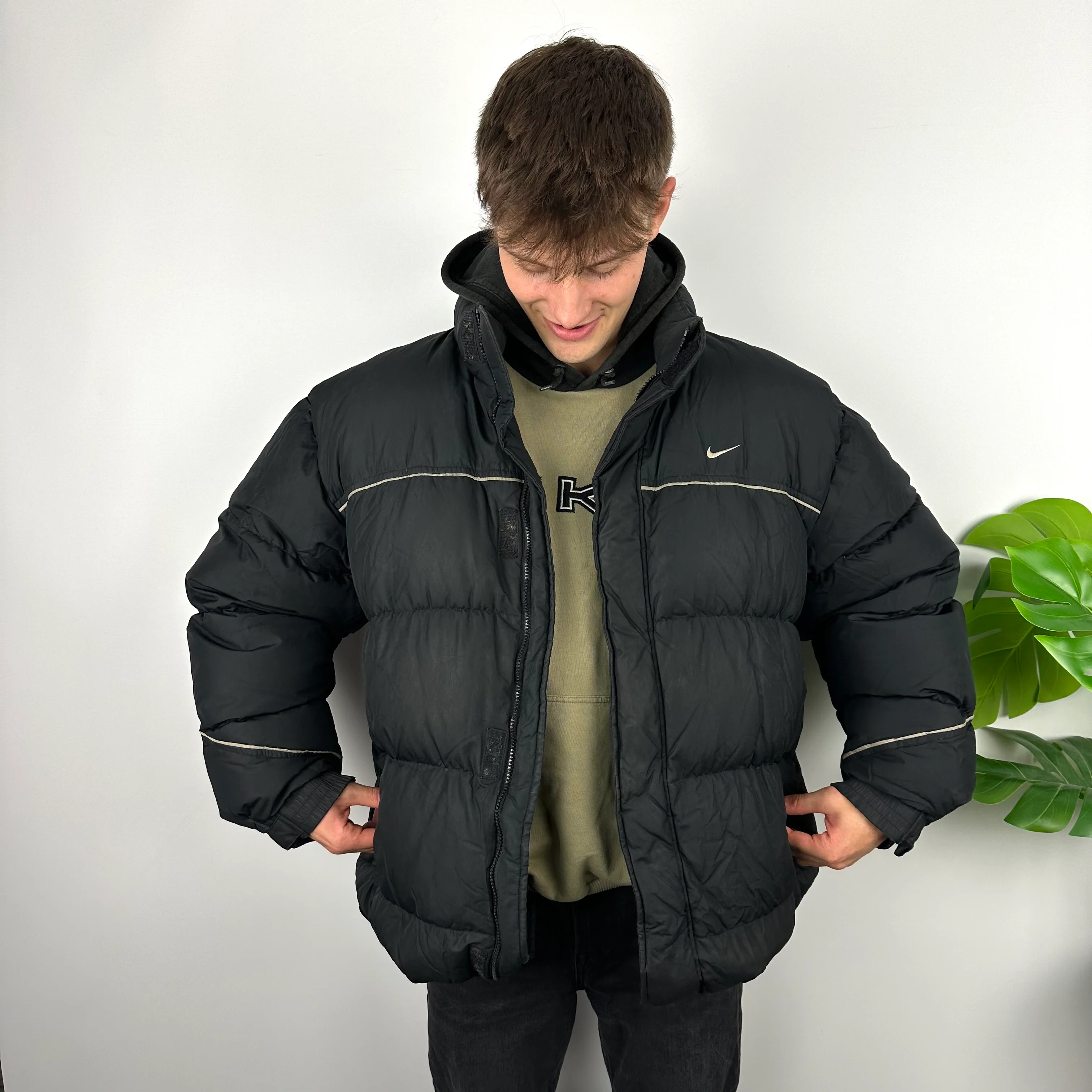Nike Black Embroidered Swoosh Puffer Jacket (XL) - Image 4