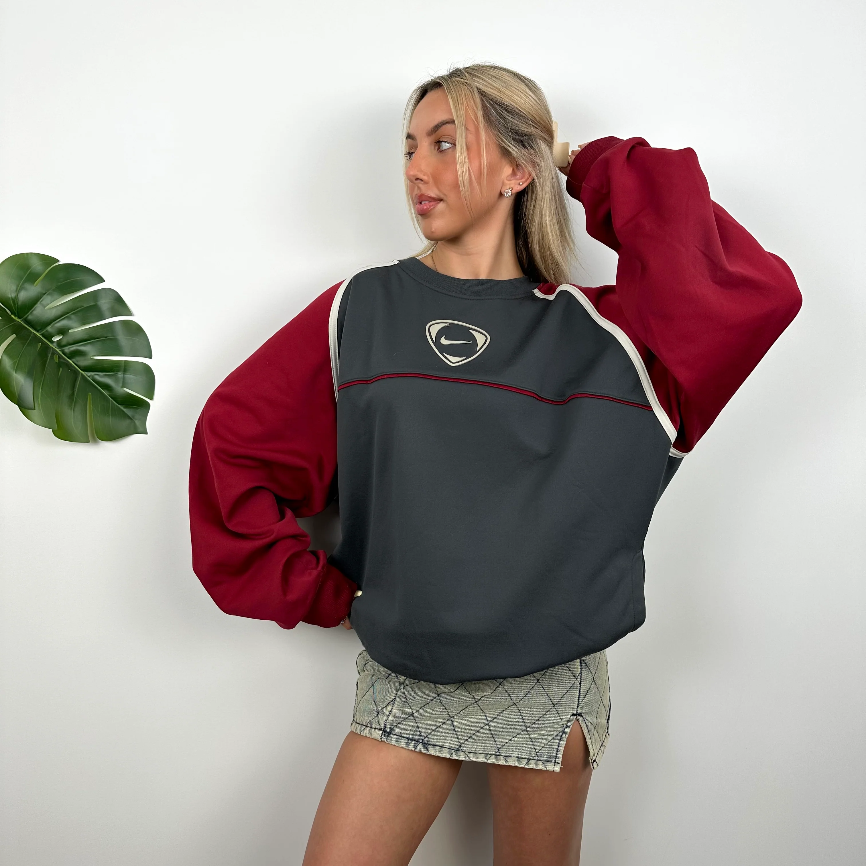 Nike Grey & Maroon Embroidered Swoosh Sweatshirt (XXL) - Image 2