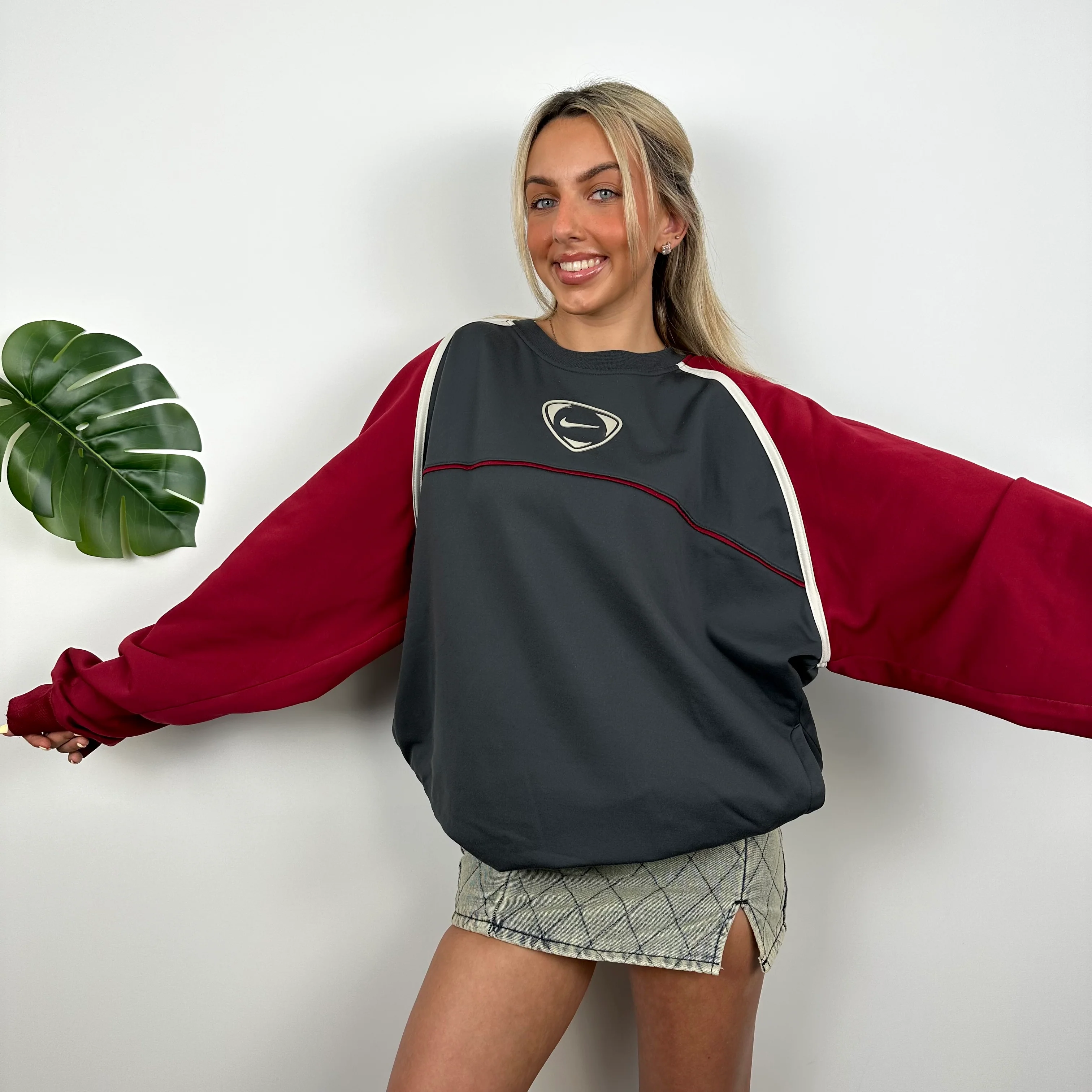 Nike Grey & Maroon Embroidered Swoosh Sweatshirt (XXL) - Image 5