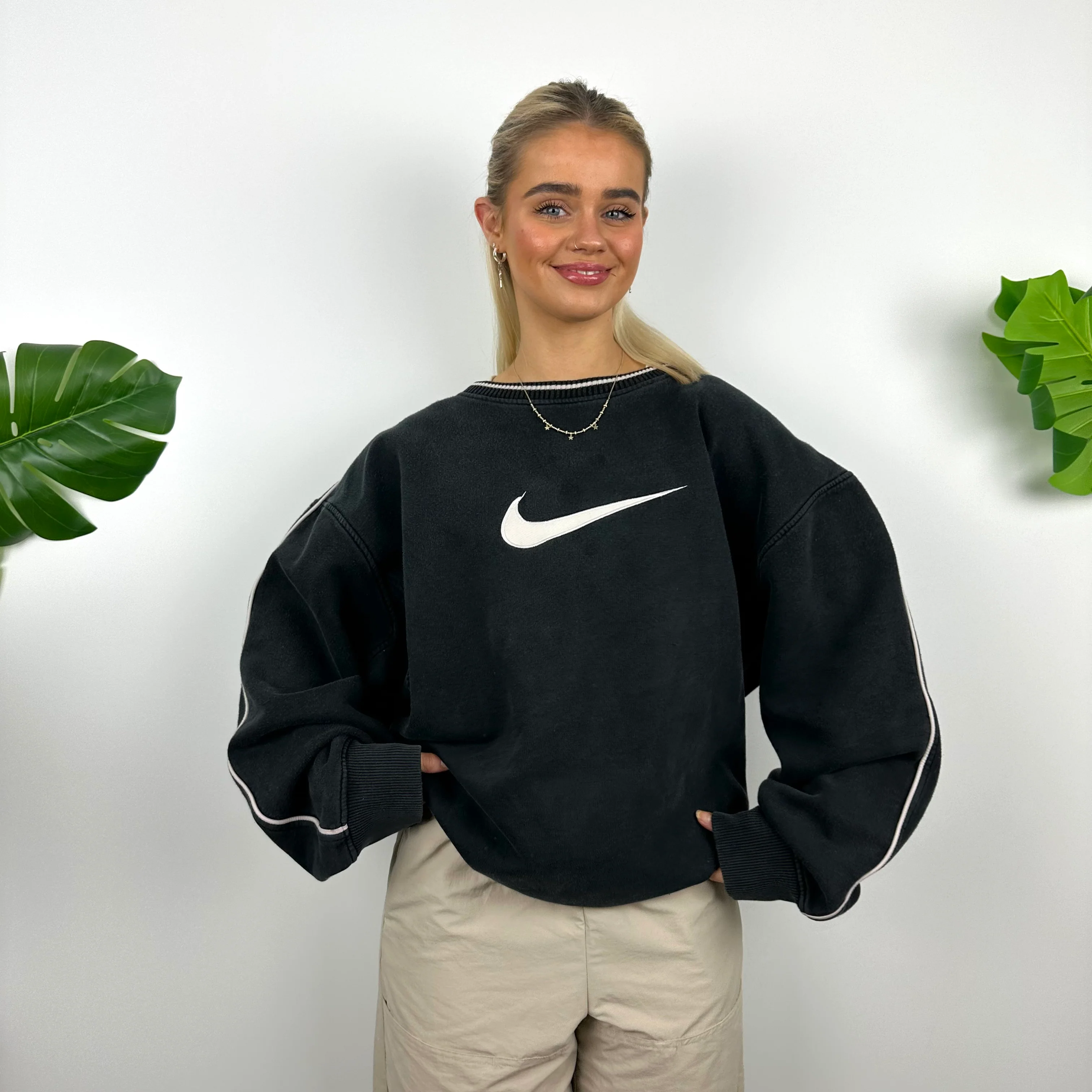 Nike Black Embroidered Swoosh Sweatshirt (XL) - Image 2