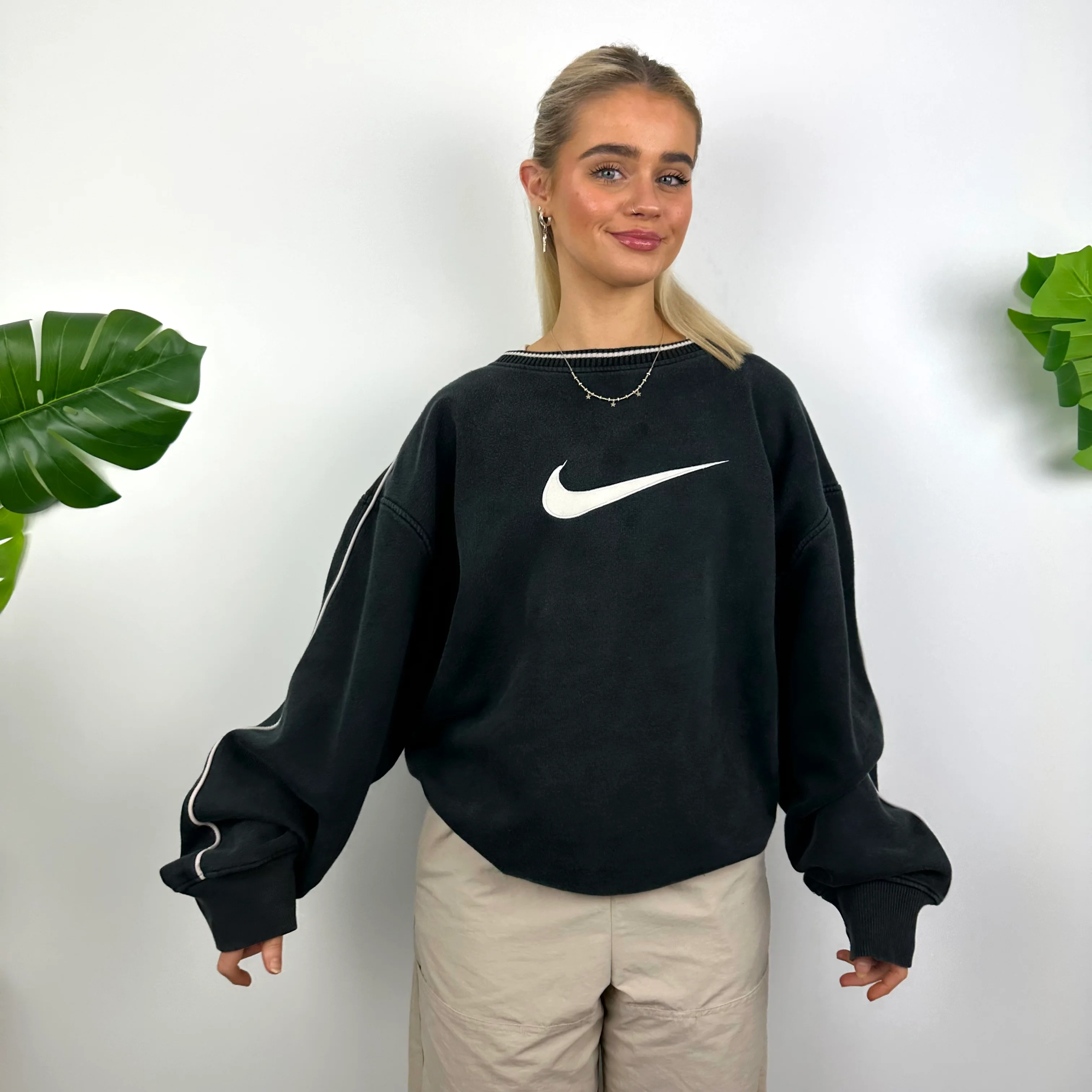Nike Black Embroidered Swoosh Sweatshirt (XL) - Image 4
