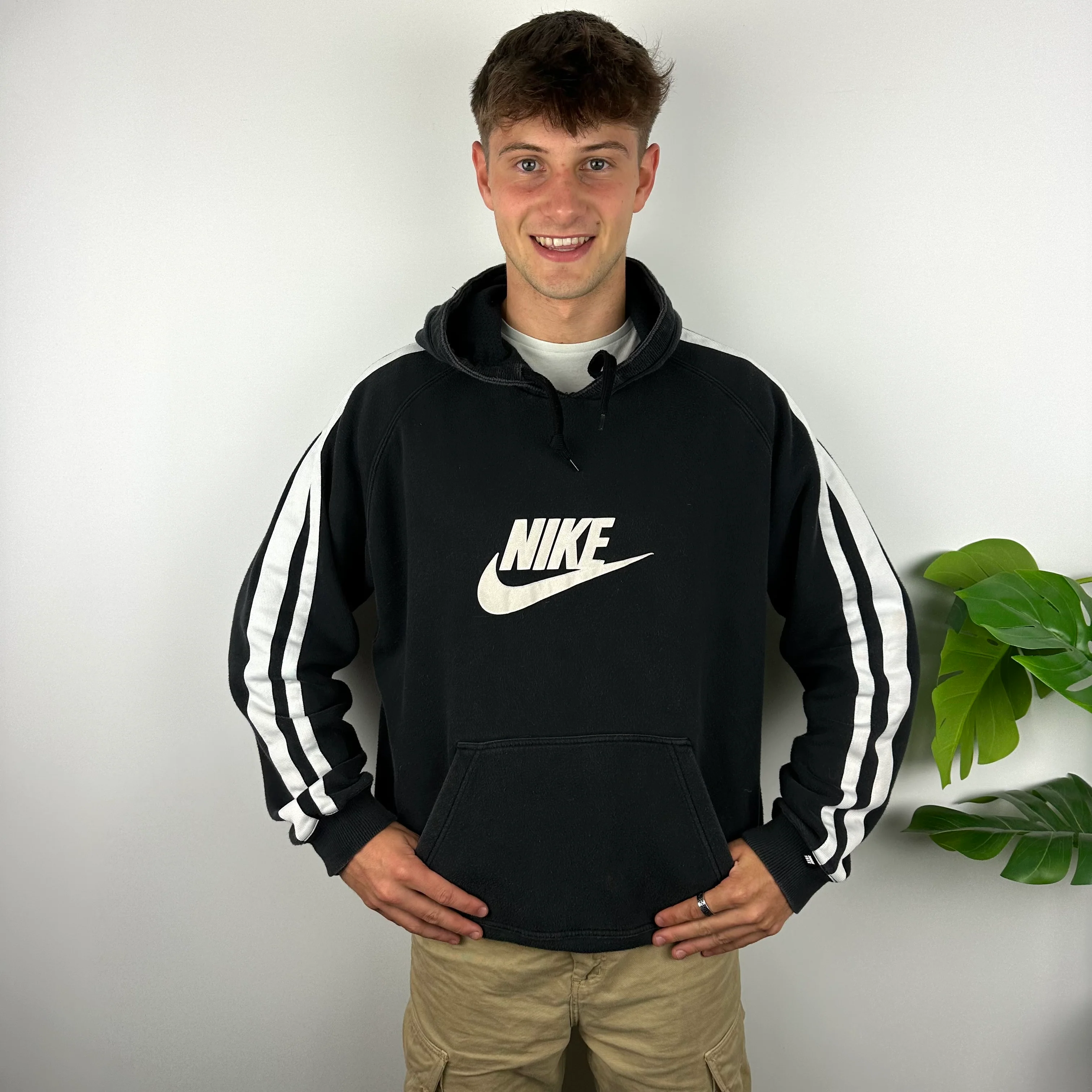 Nike Black Spell Out Hoodie (L) - Image 4