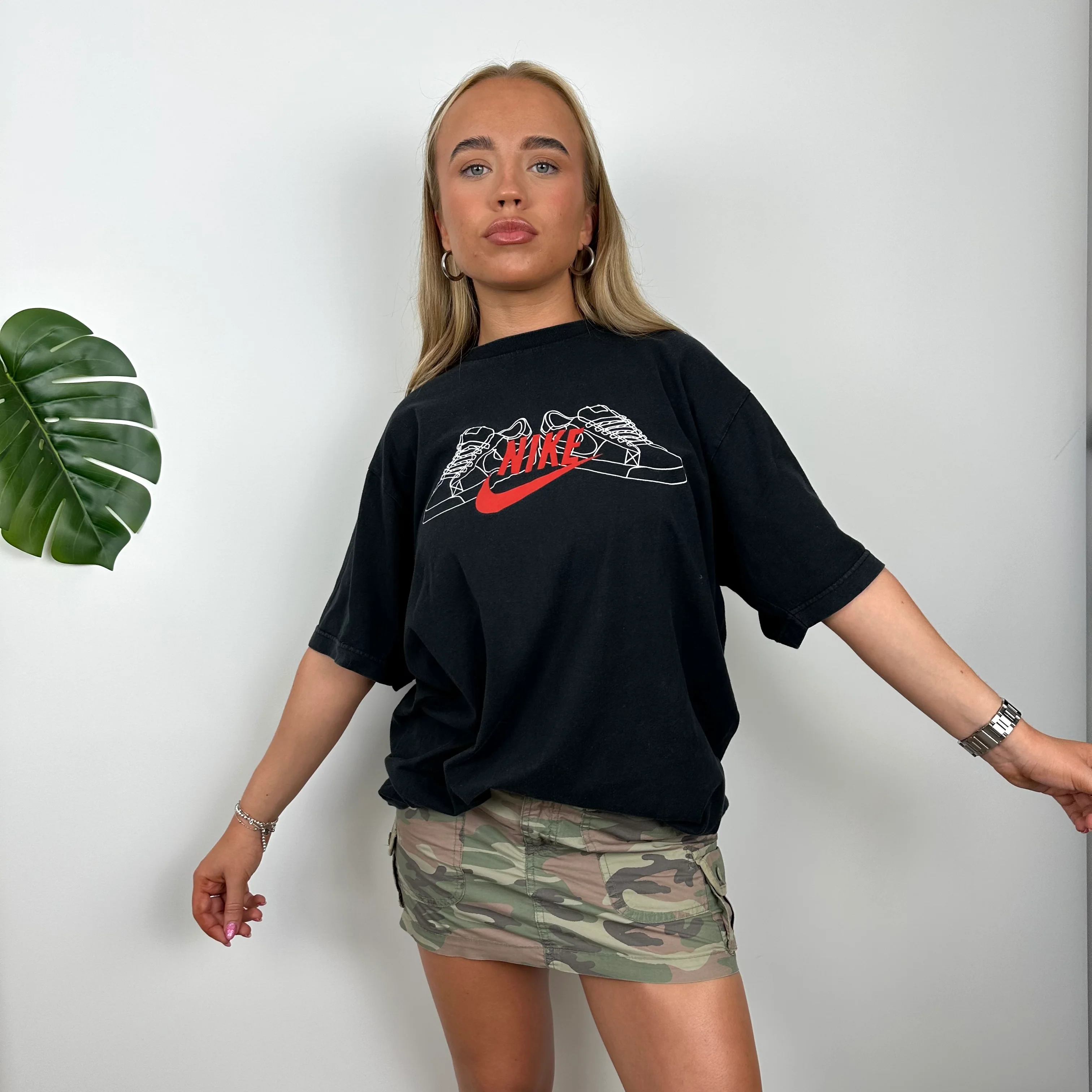 Nike Black Spell Out T Shirt (L) - Image 5