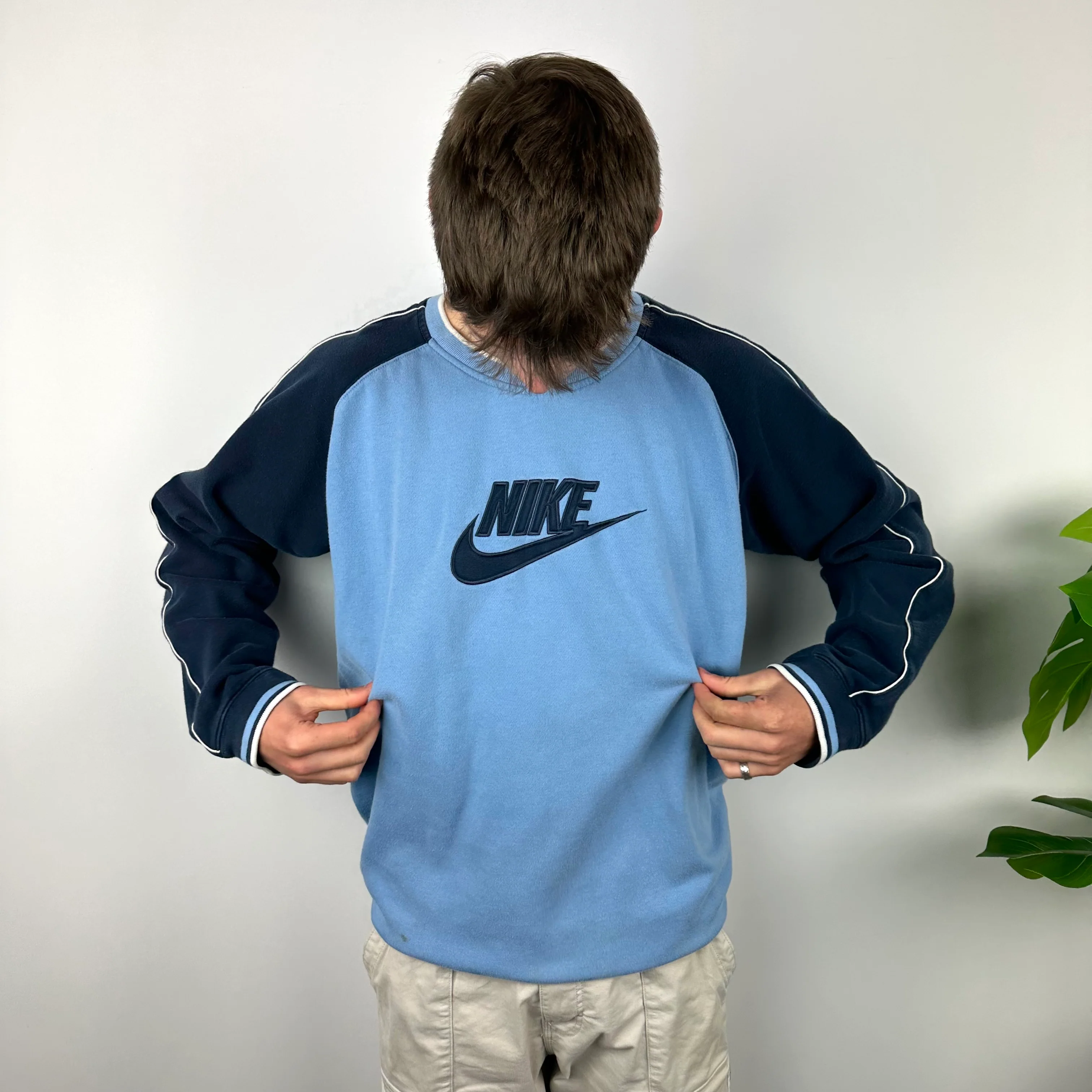 Nike Blue Embroidered Spell Out Sweatshirt (XXL) - Image 3