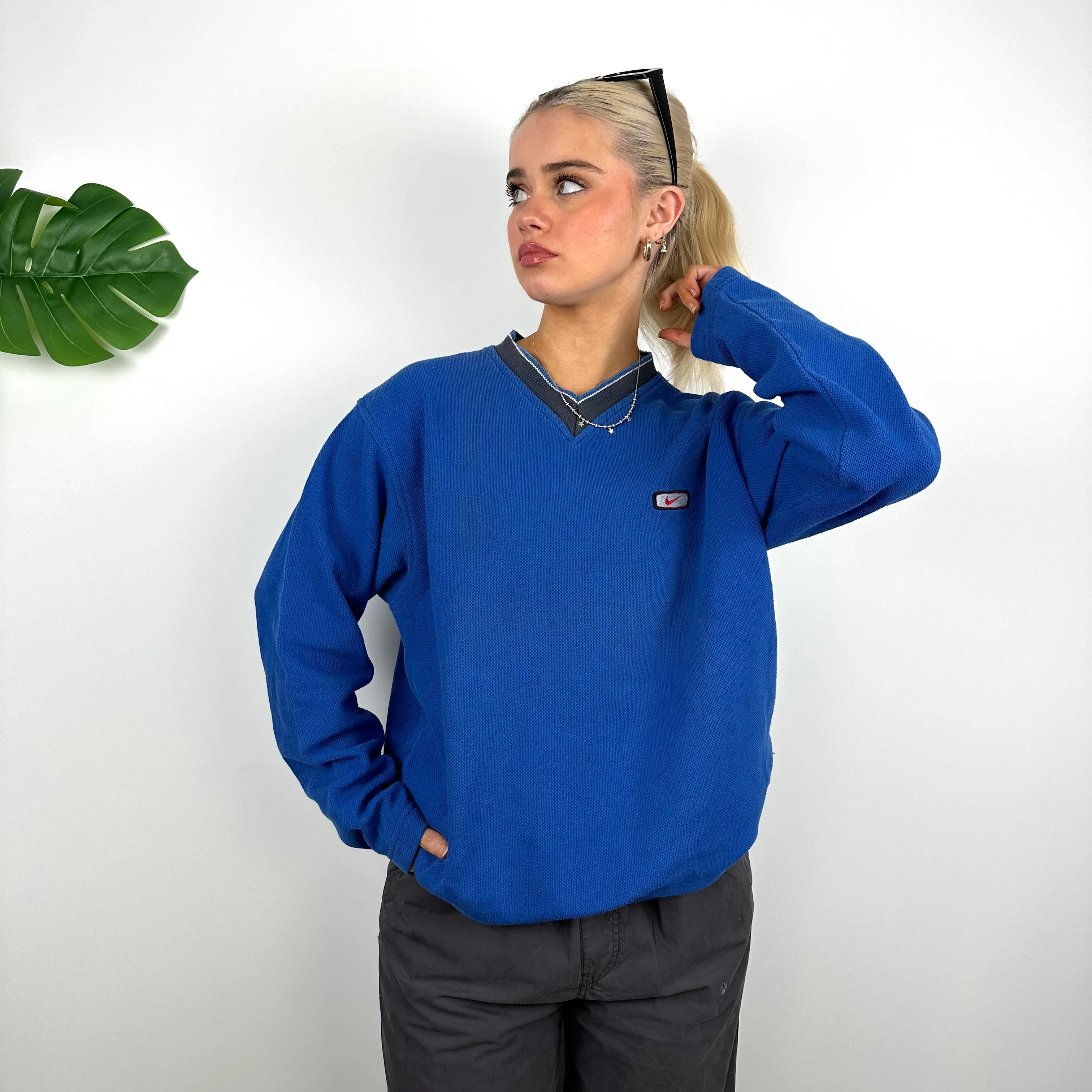 Nike Blue Embroidered Spell Out Sweatshirt (M) - Image 3