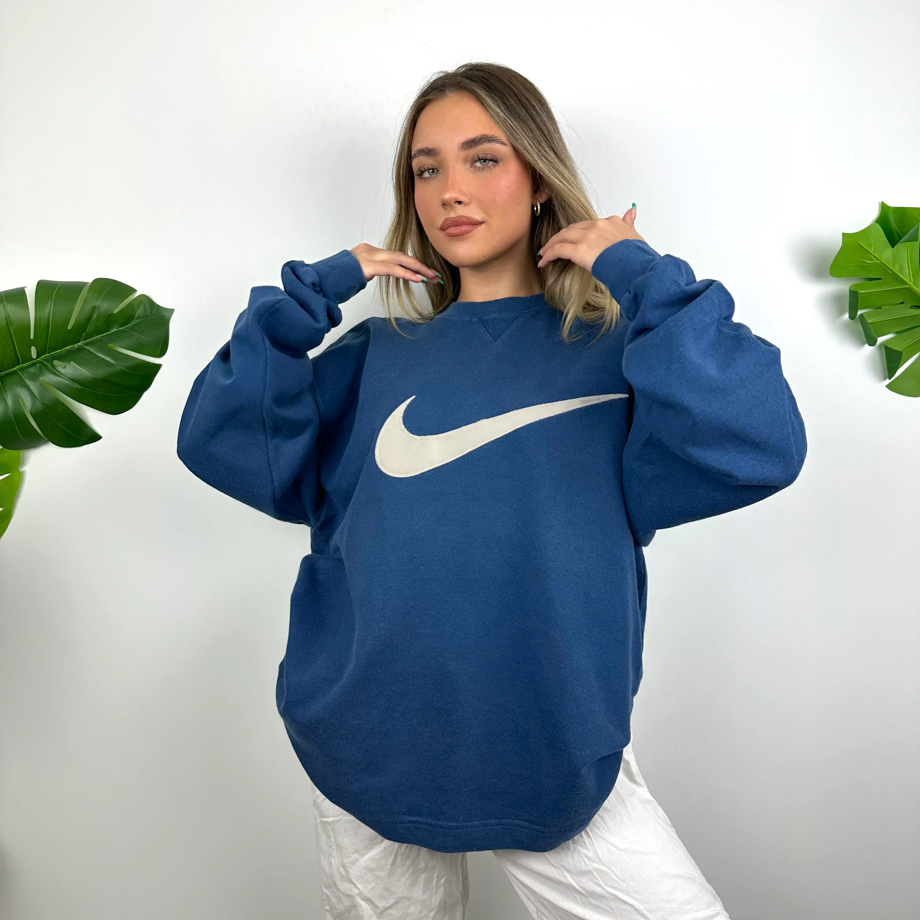Nike Blue Embroidered Swoosh Sweatshirt (M) - Image 7