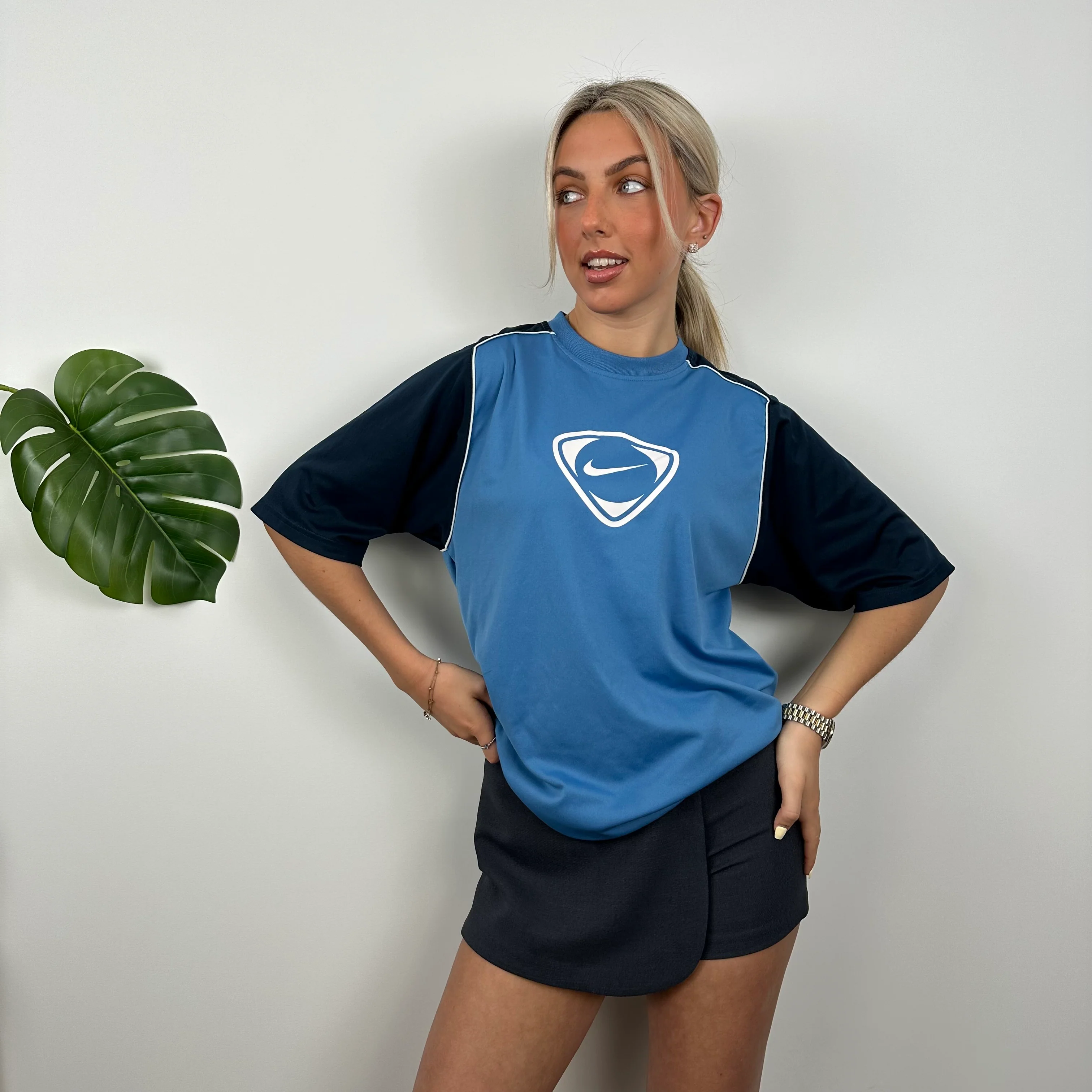 Nike Blue Embroidered Swoosh T Shirt (M) - Image 7
