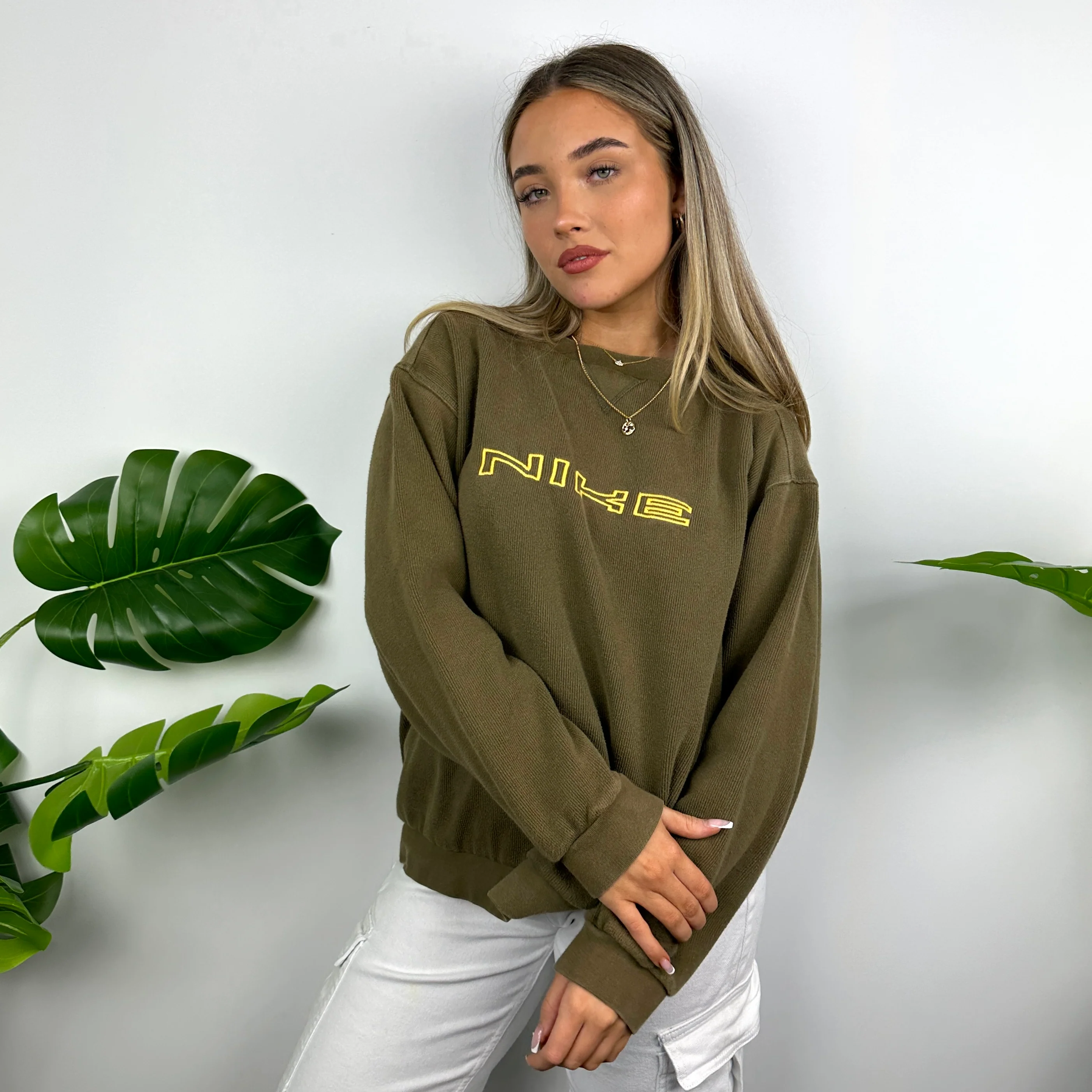 Nike Khaki Embroidered Spell Out Sweatshirt (L) - Image 4