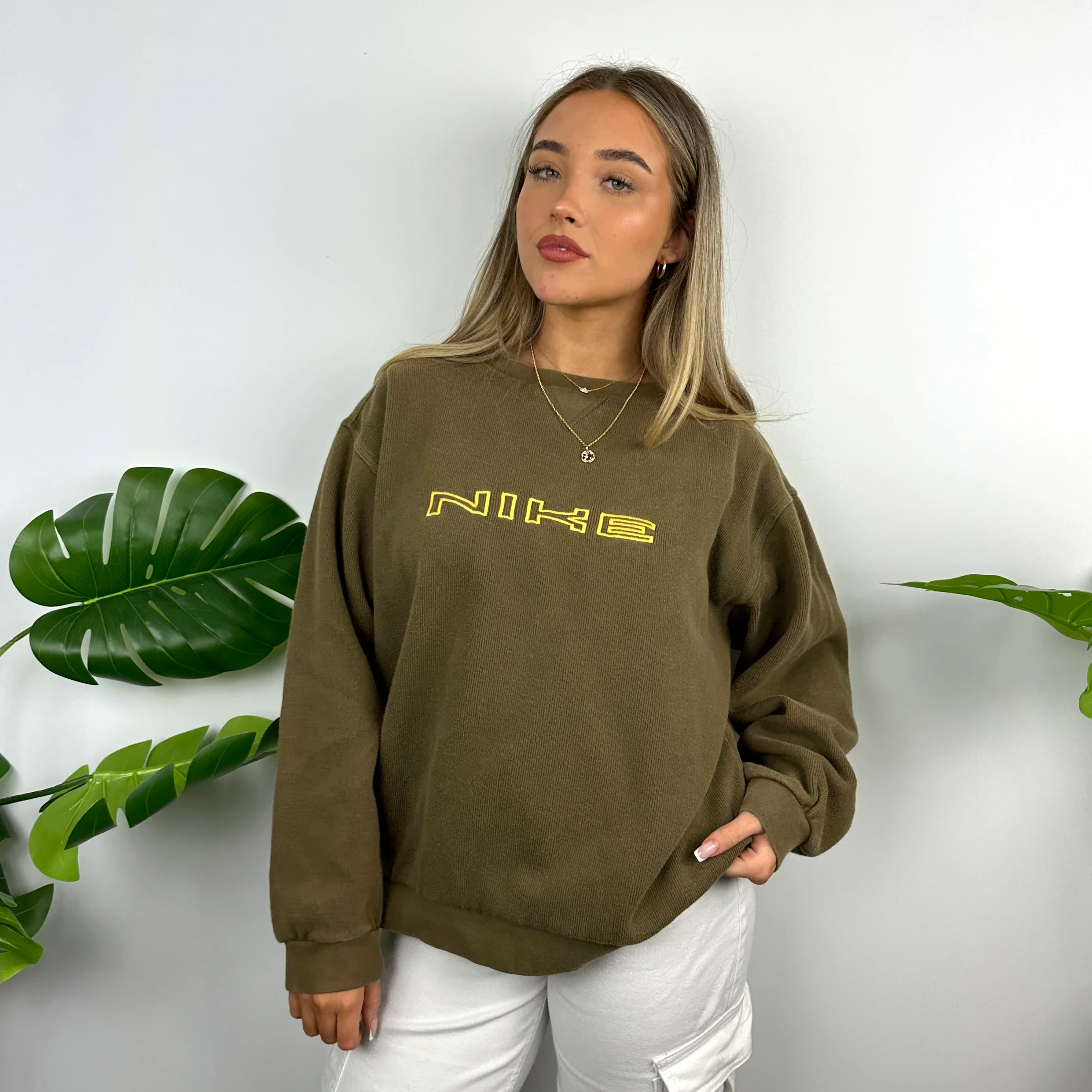 Nike Khaki Embroidered Spell Out Sweatshirt (L) - Image 5