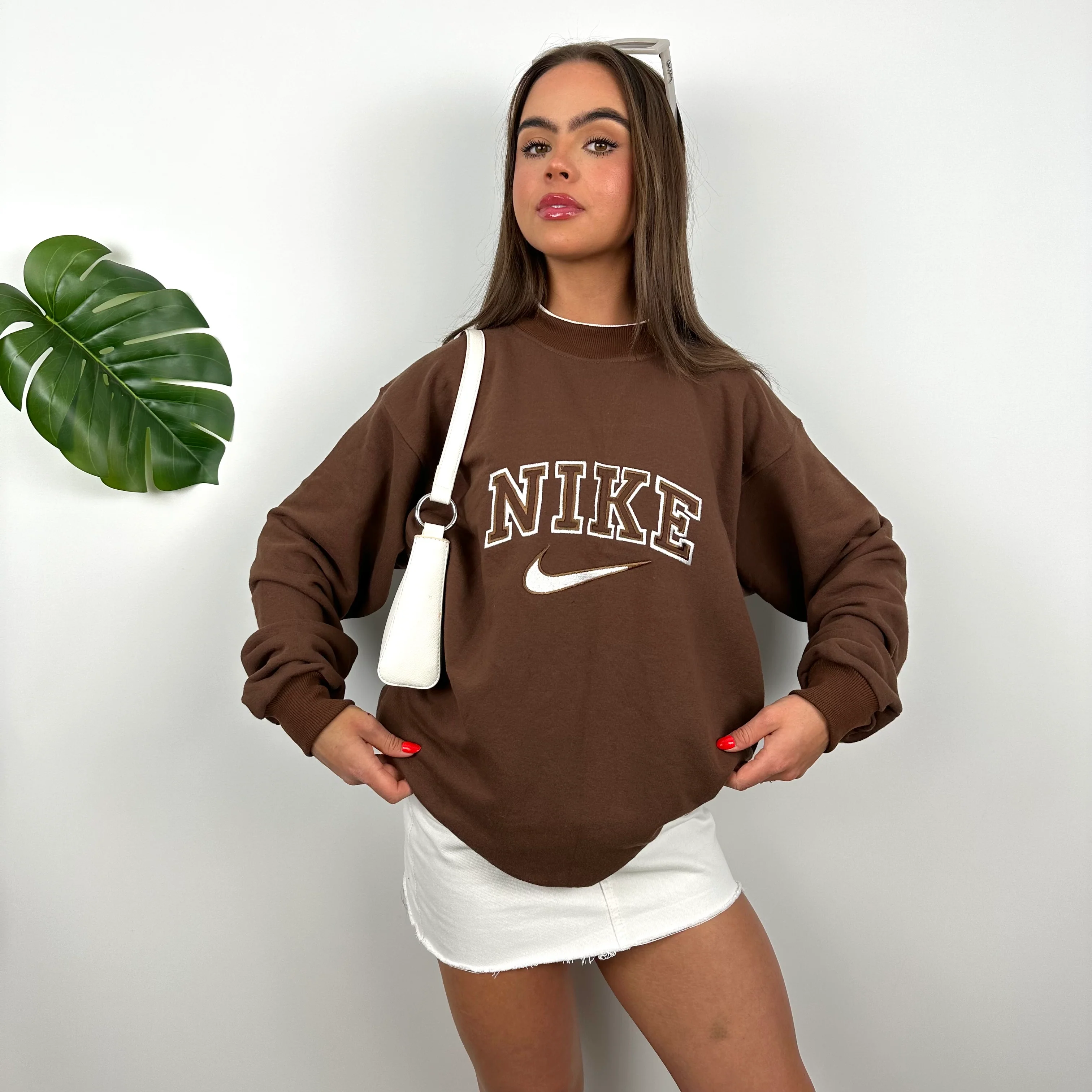 Nike Brown Embroidered Spell Out Sweatshirt (M) - Image 2