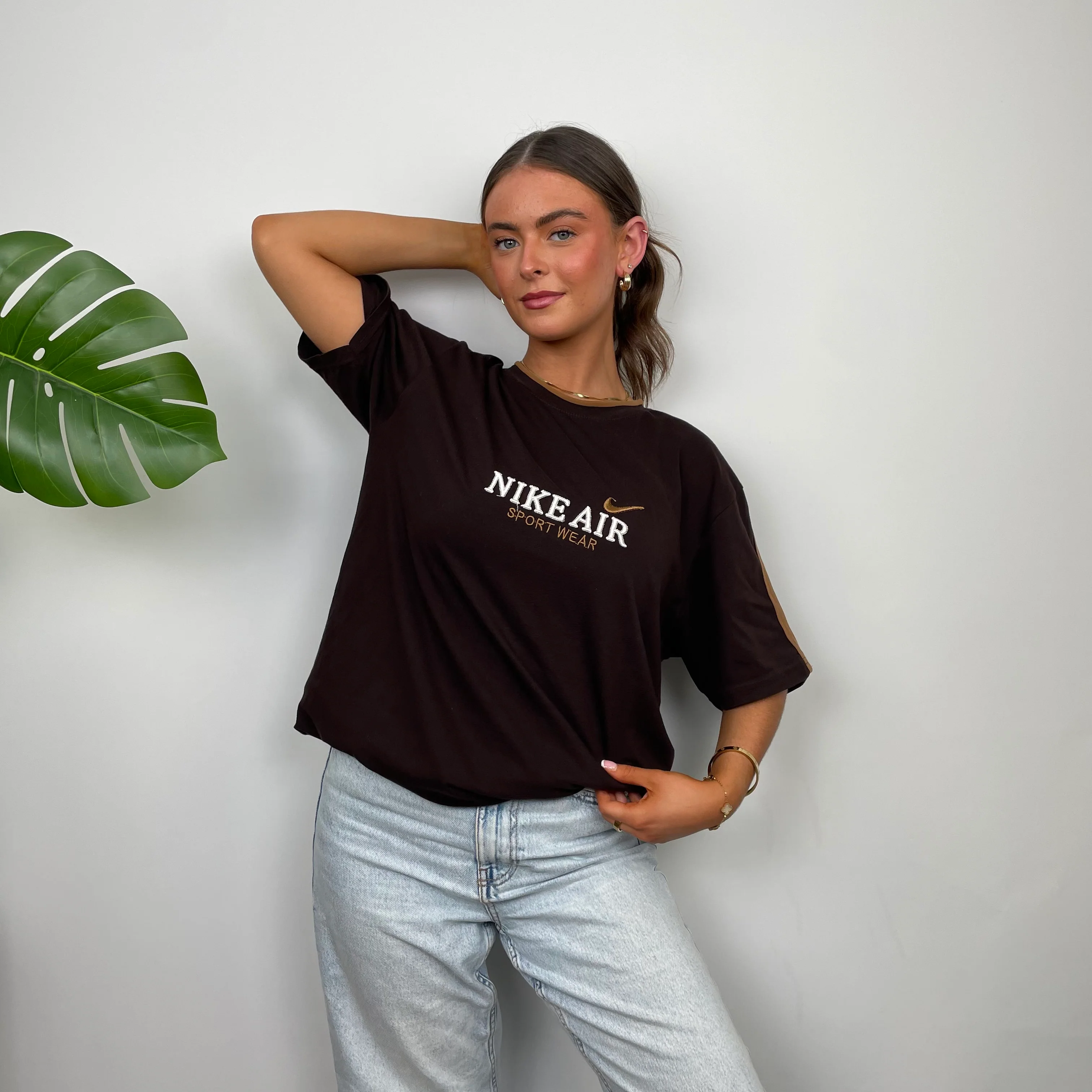 Nike Brown Spell Out T Shirt (L) - Image 8