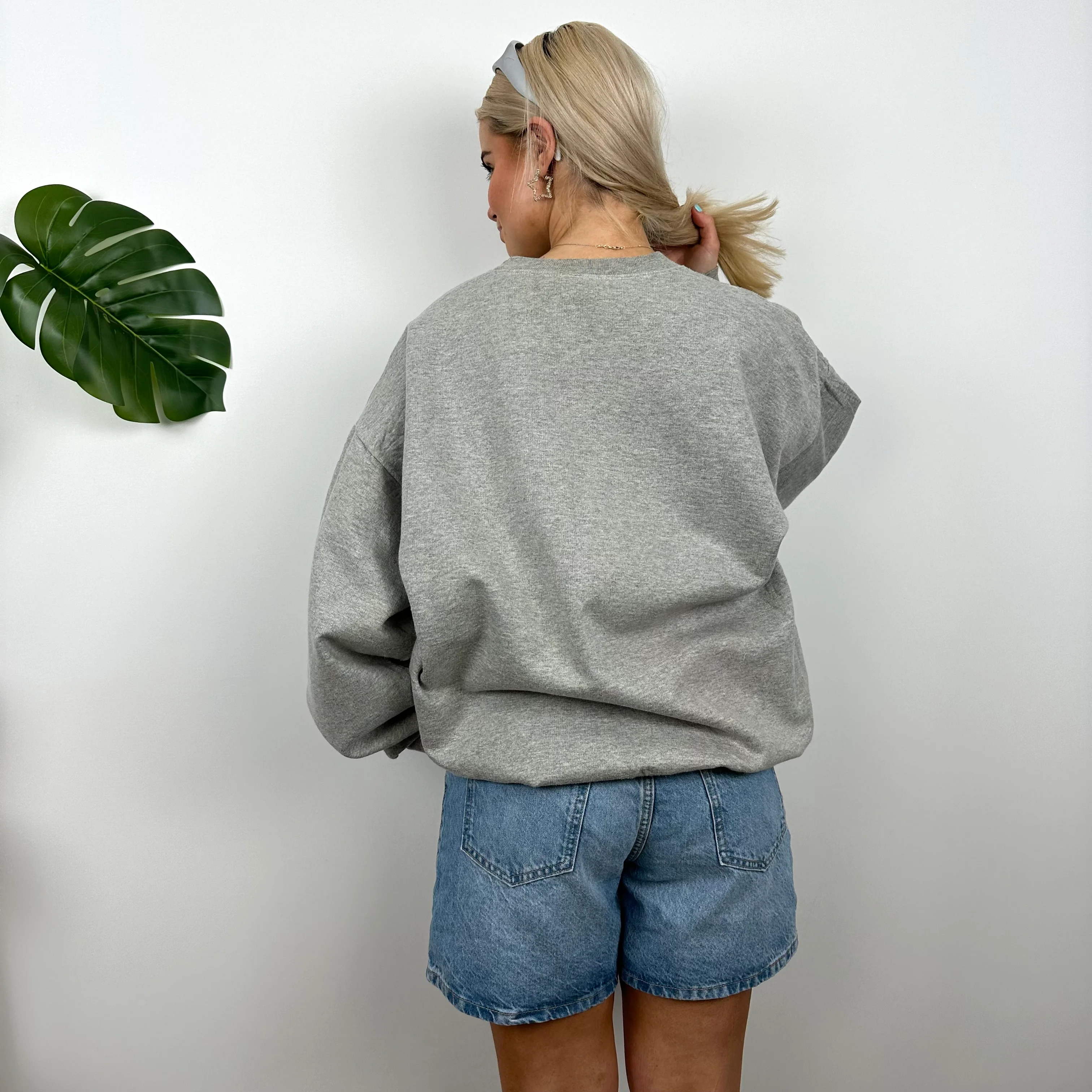 Nike Challenge Court RARE Grey Embroidered Swoosh Sweatshirt (M) - Image 4