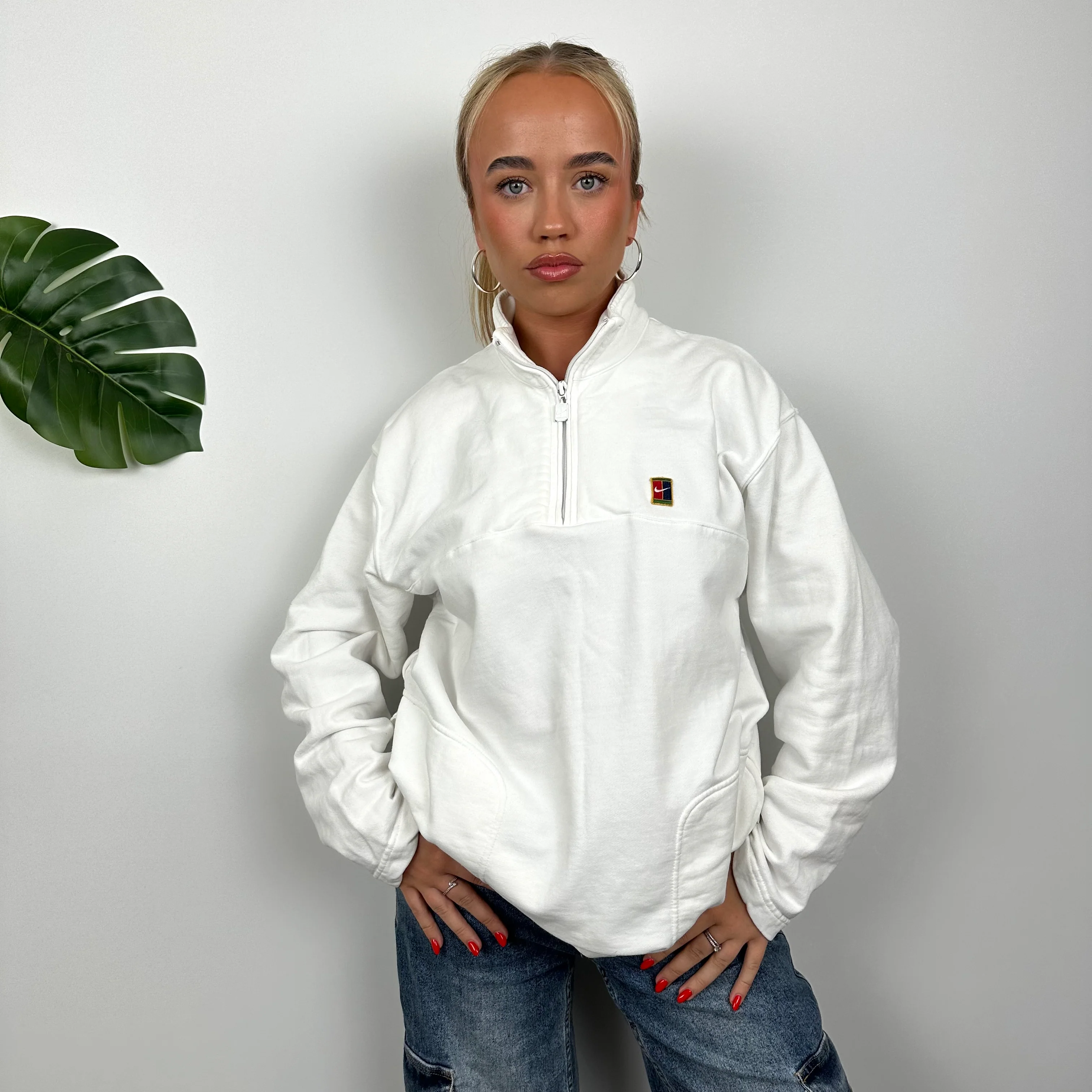 Nike Challenge Court RARE White Embroidered Swoosh Quarter Zip Sweatshirt (M) - Image 4