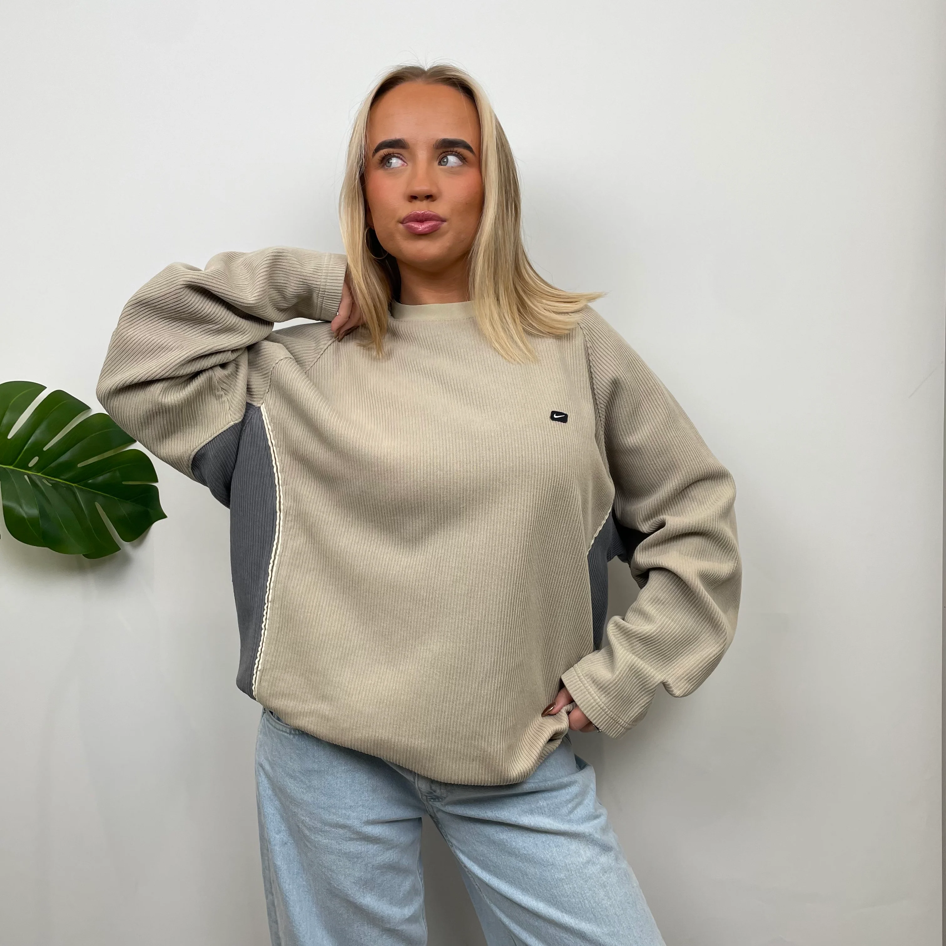 Nike Coffee Embroidered Swoosh Sweatshirt (XL) - Image 5