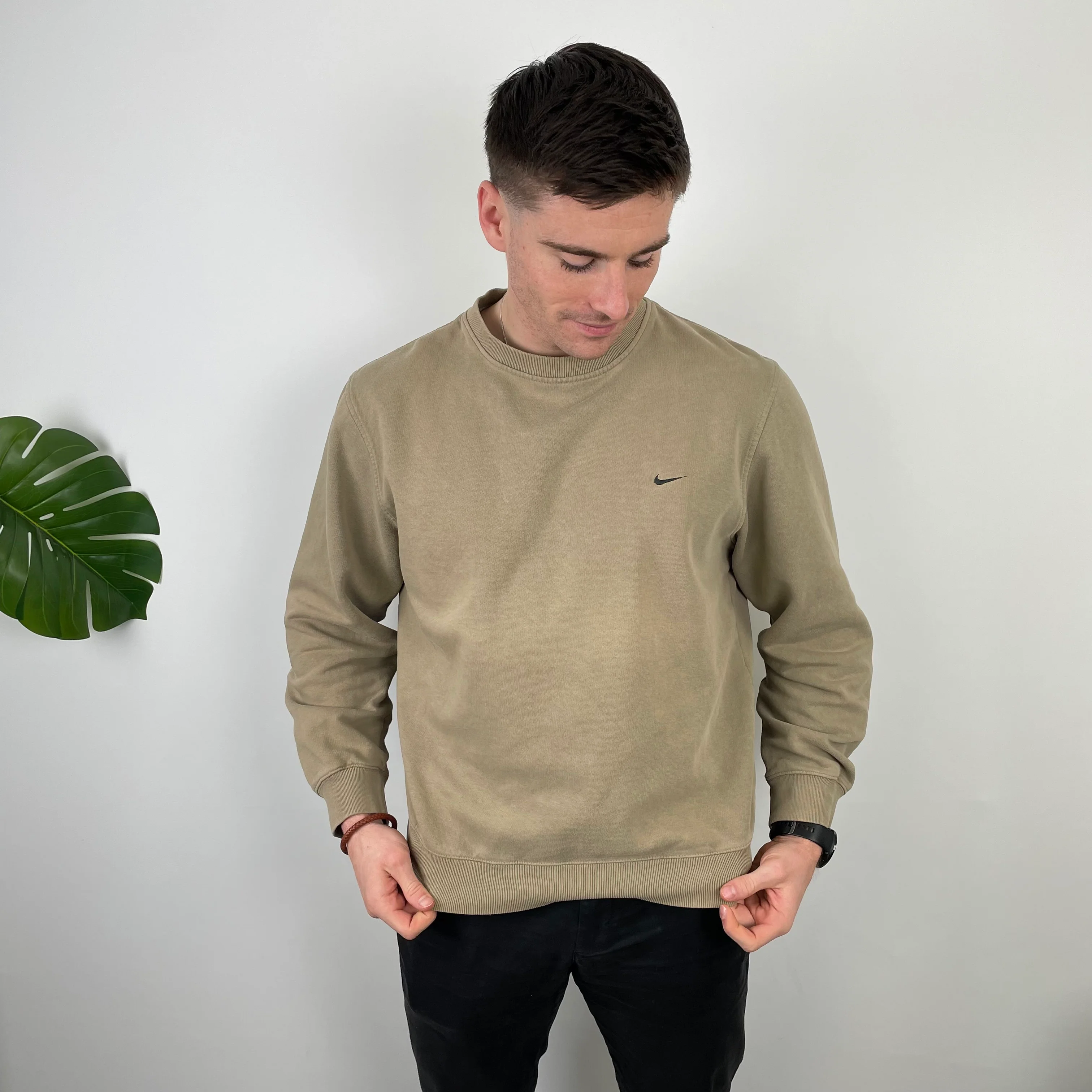 Nike Coffee Embroidered Swoosh Sweatshirt (L) - Image 3