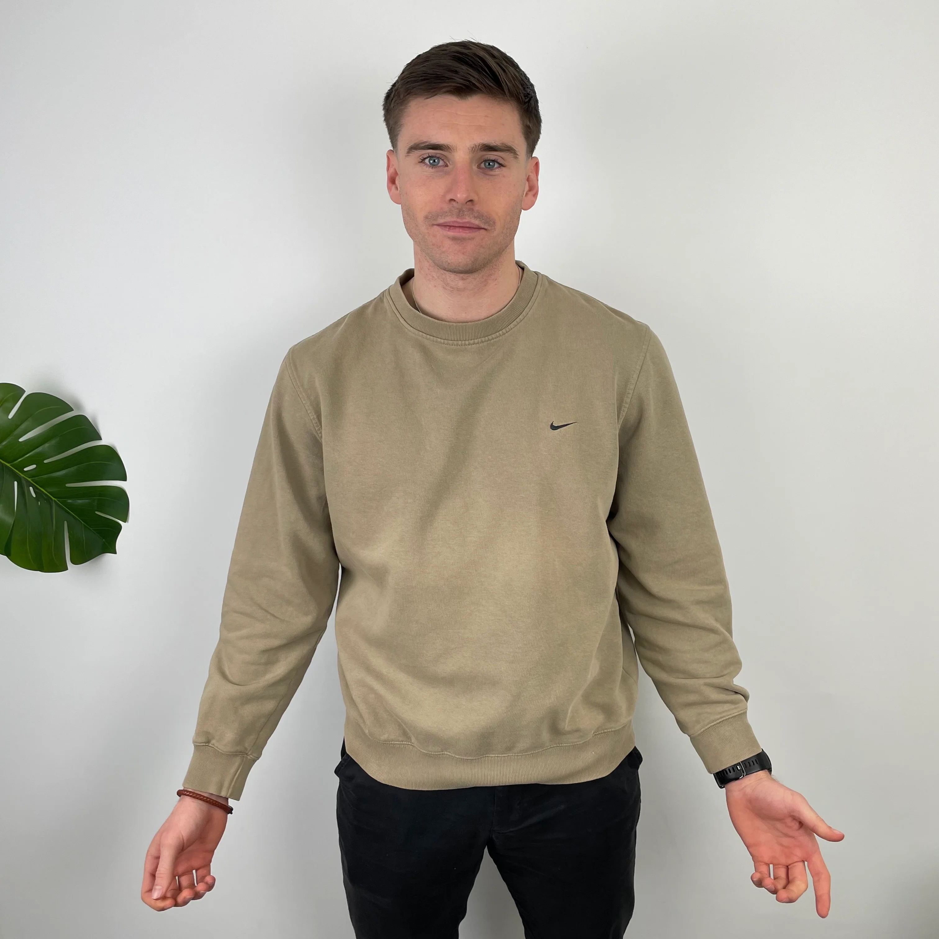 Nike Coffee Embroidered Swoosh Sweatshirt (L) - Image 5