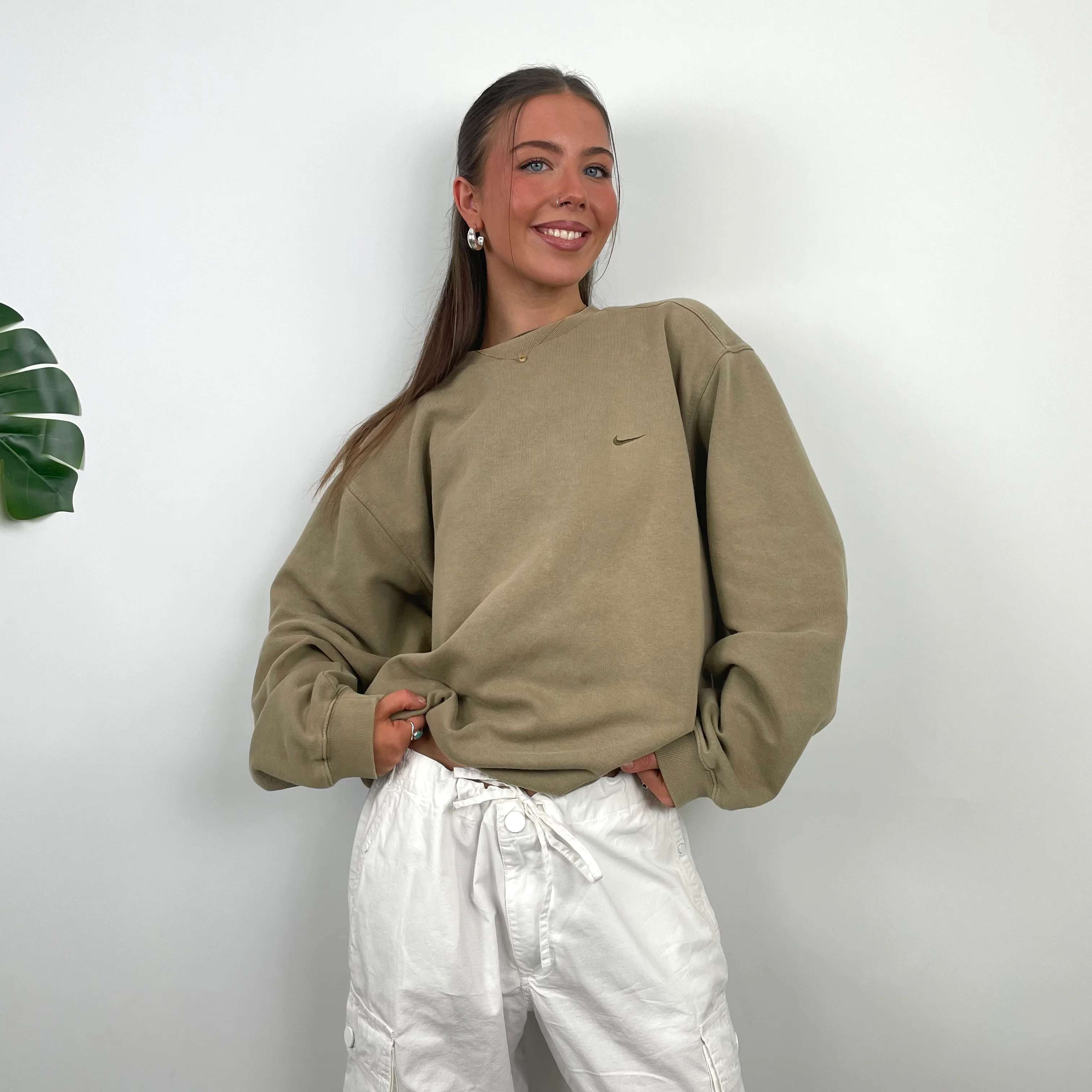 Nike Coffee Embroidered Swoosh Sweatshirt (L) - Image 3