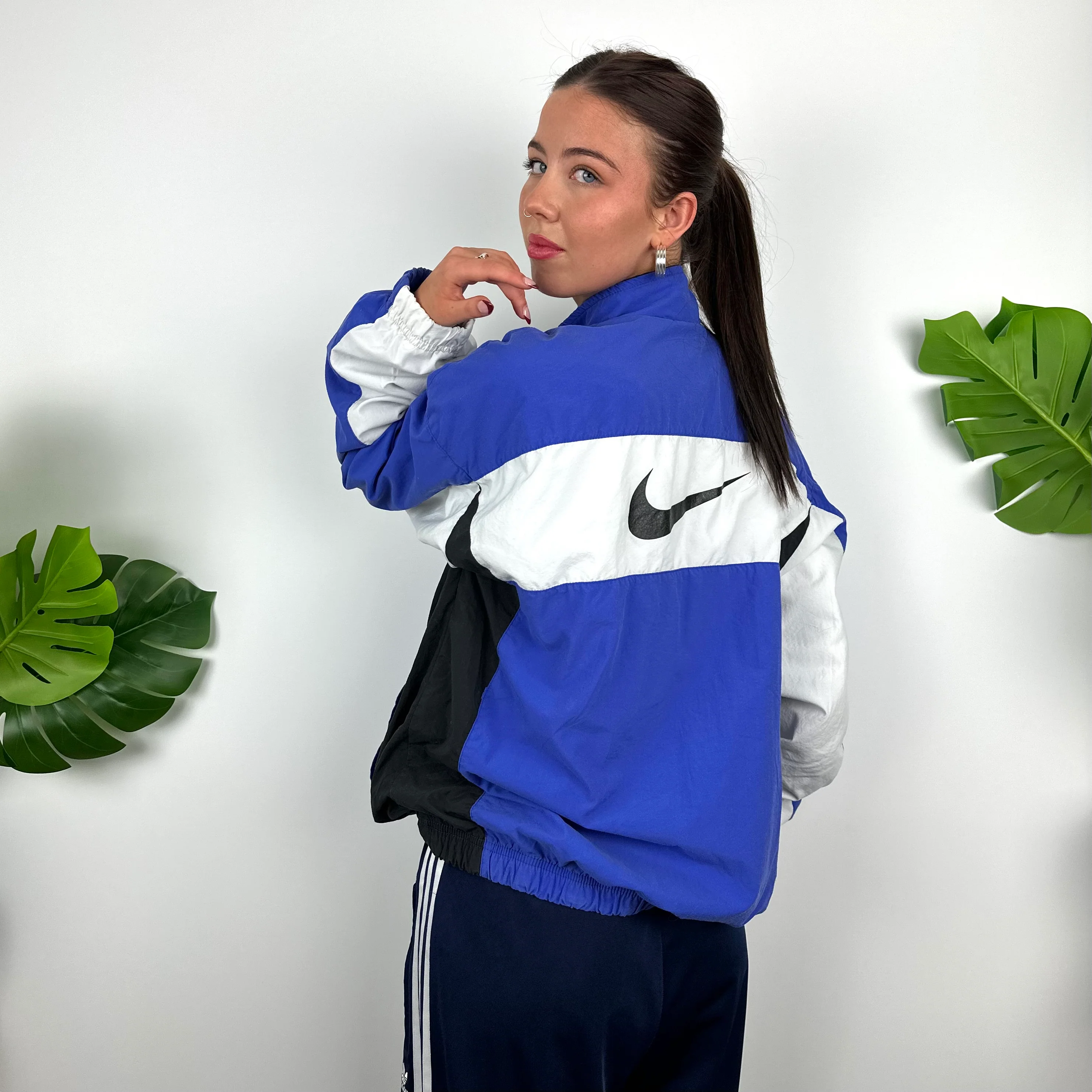 Nike Colour Block Embroidered Swoosh Windbreaker Jacket (M) - Image 2