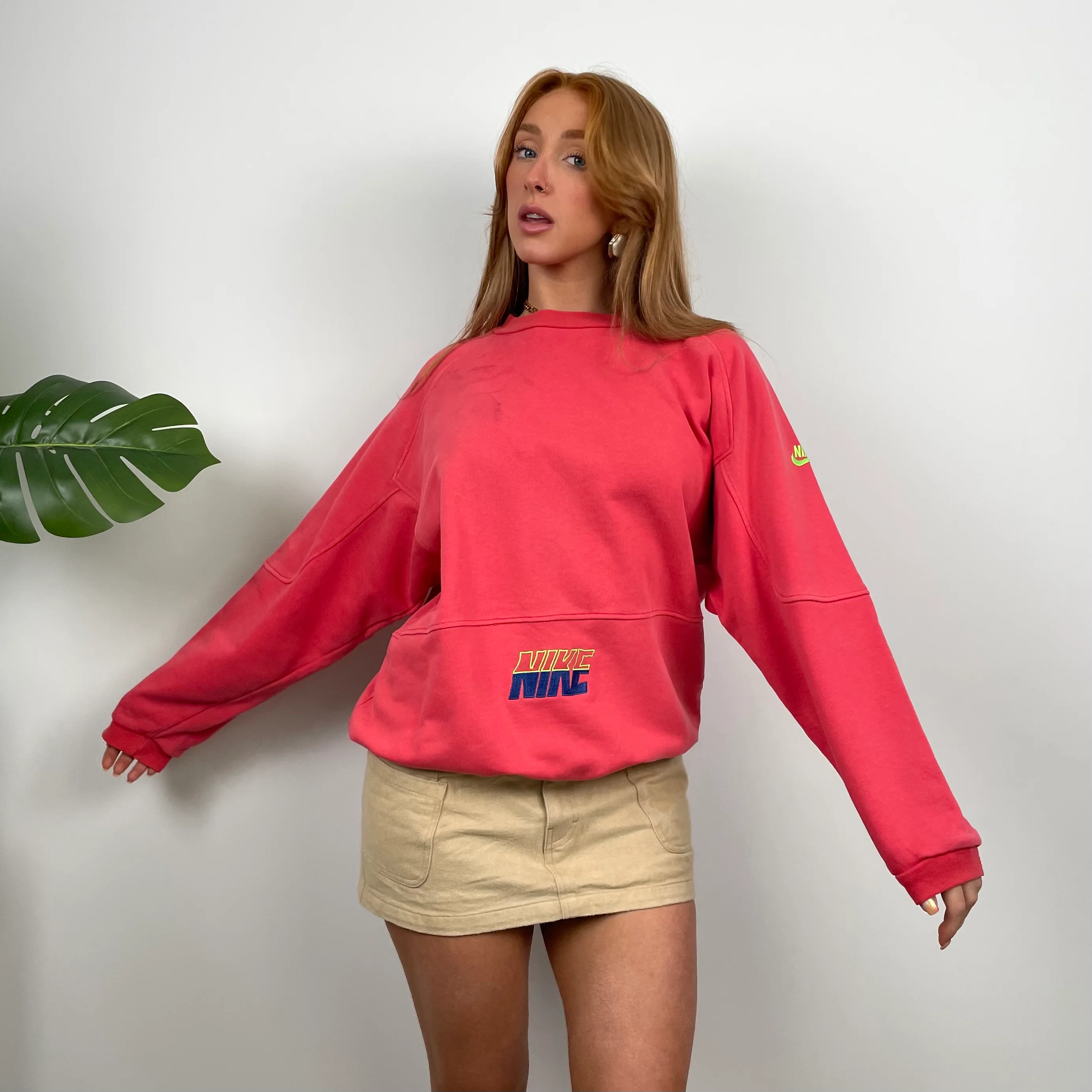 Nike Coral Embroidered Spell Out Sweatshirt (M) - Image 2