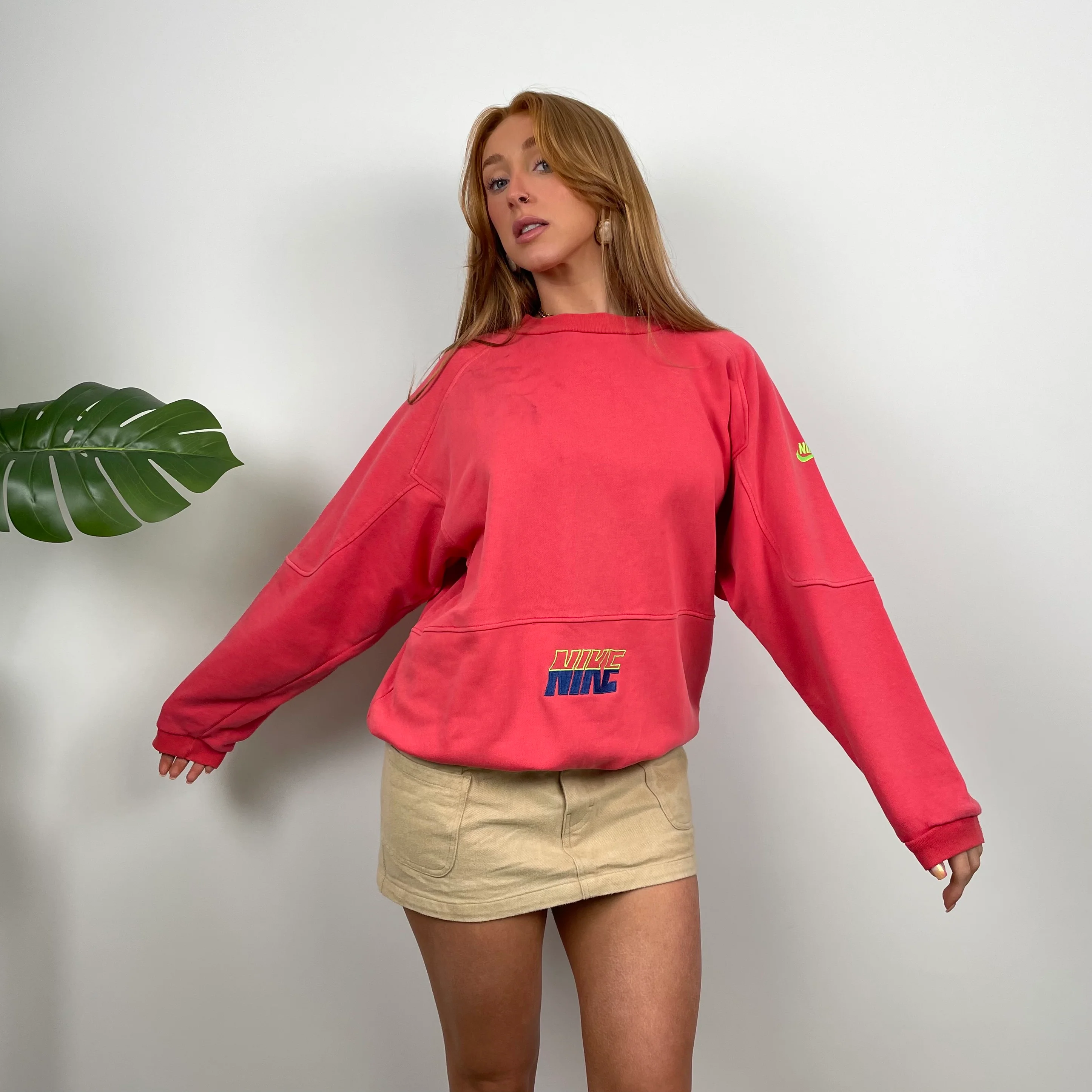 Nike Coral Embroidered Spell Out Sweatshirt (M) - Image 3