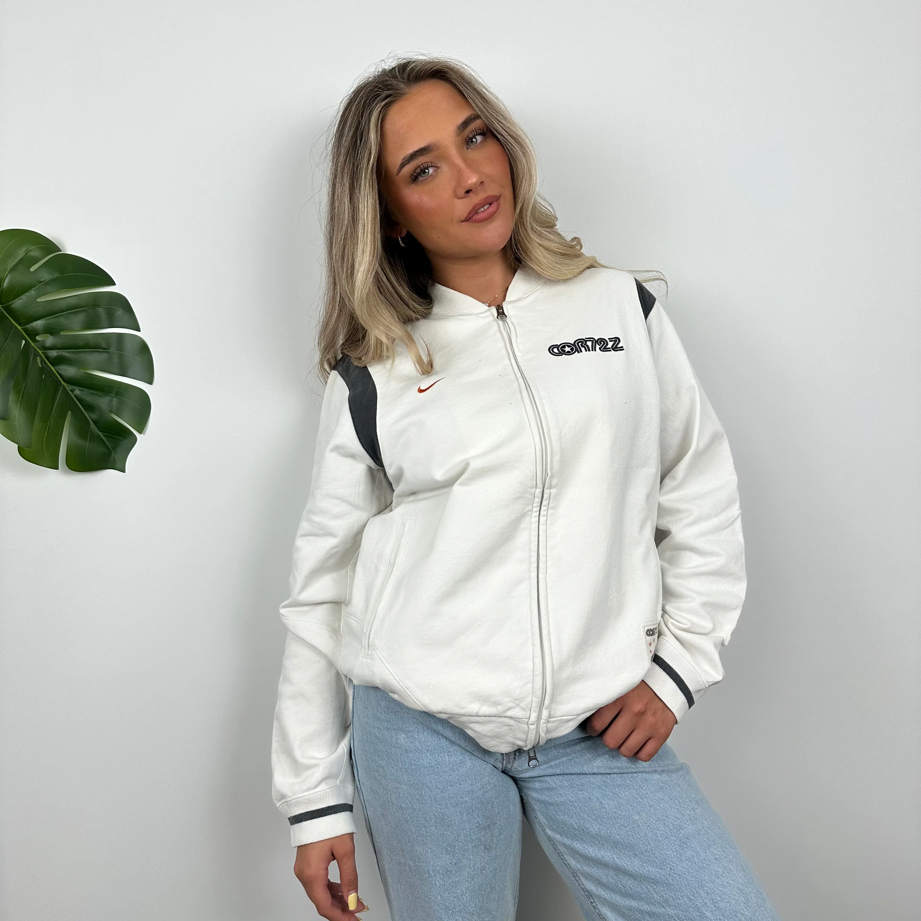 Nike Cortez RARE White Embroidered Spell Out Zip Up Hoodie Jacket (M) - Image 6