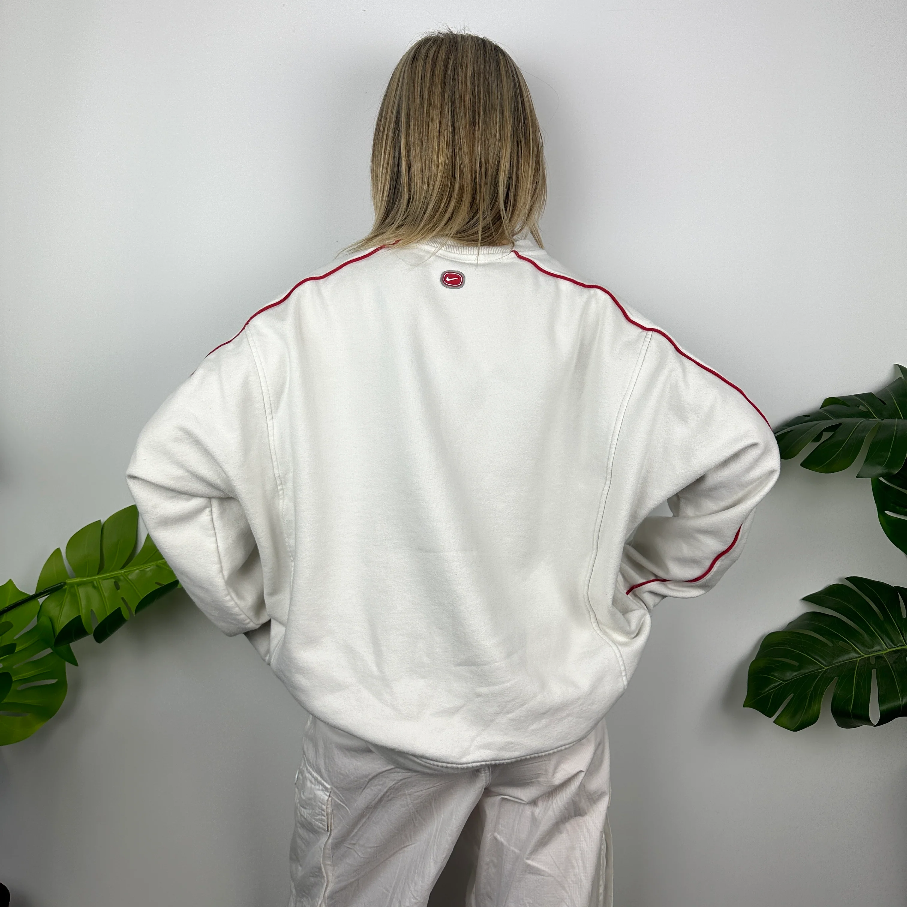 Nike Cortez White Embroidered Spell Out Sweatshirt (XL) - Image 4