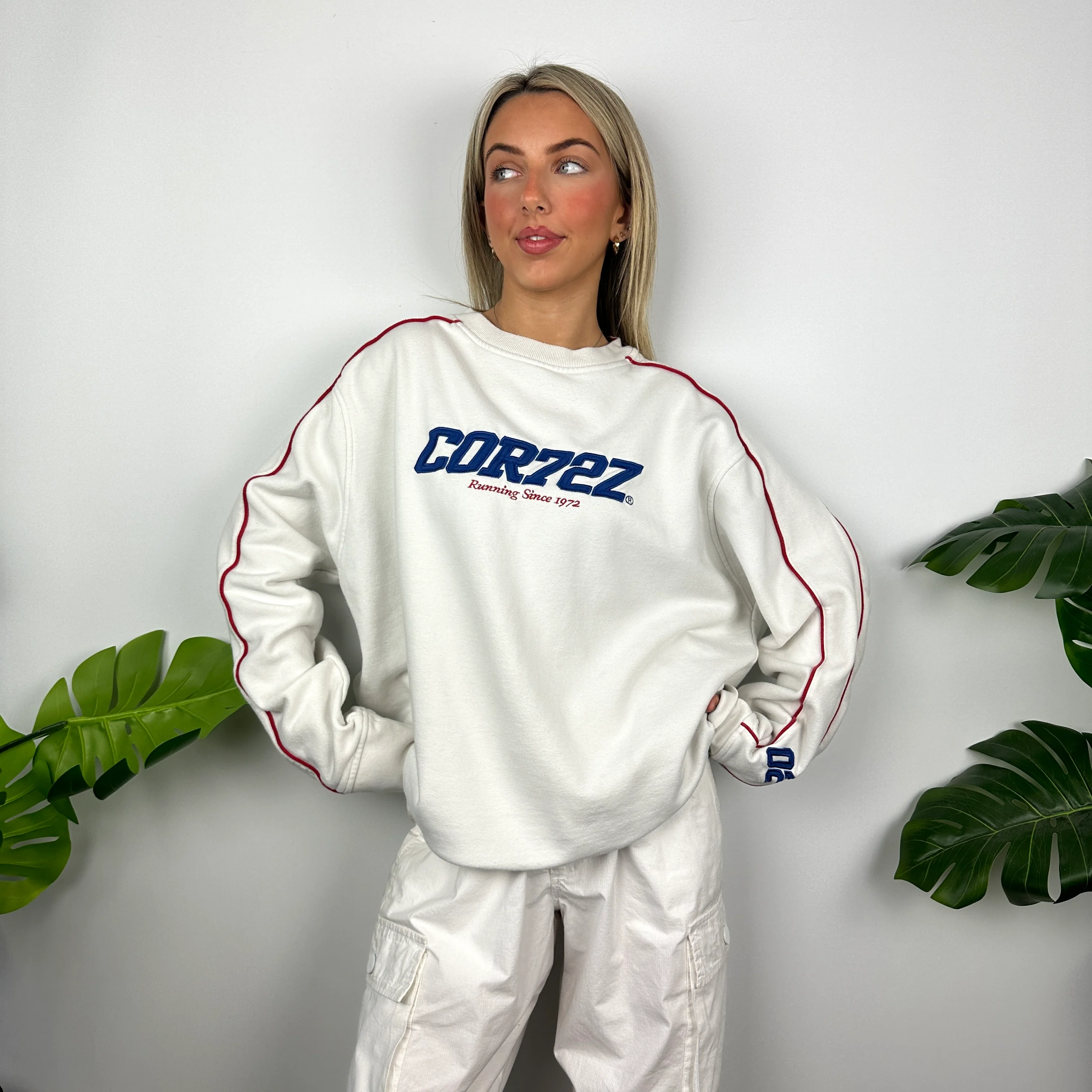 Nike Cortez White Embroidered Spell Out Sweatshirt (XL) - Image 5