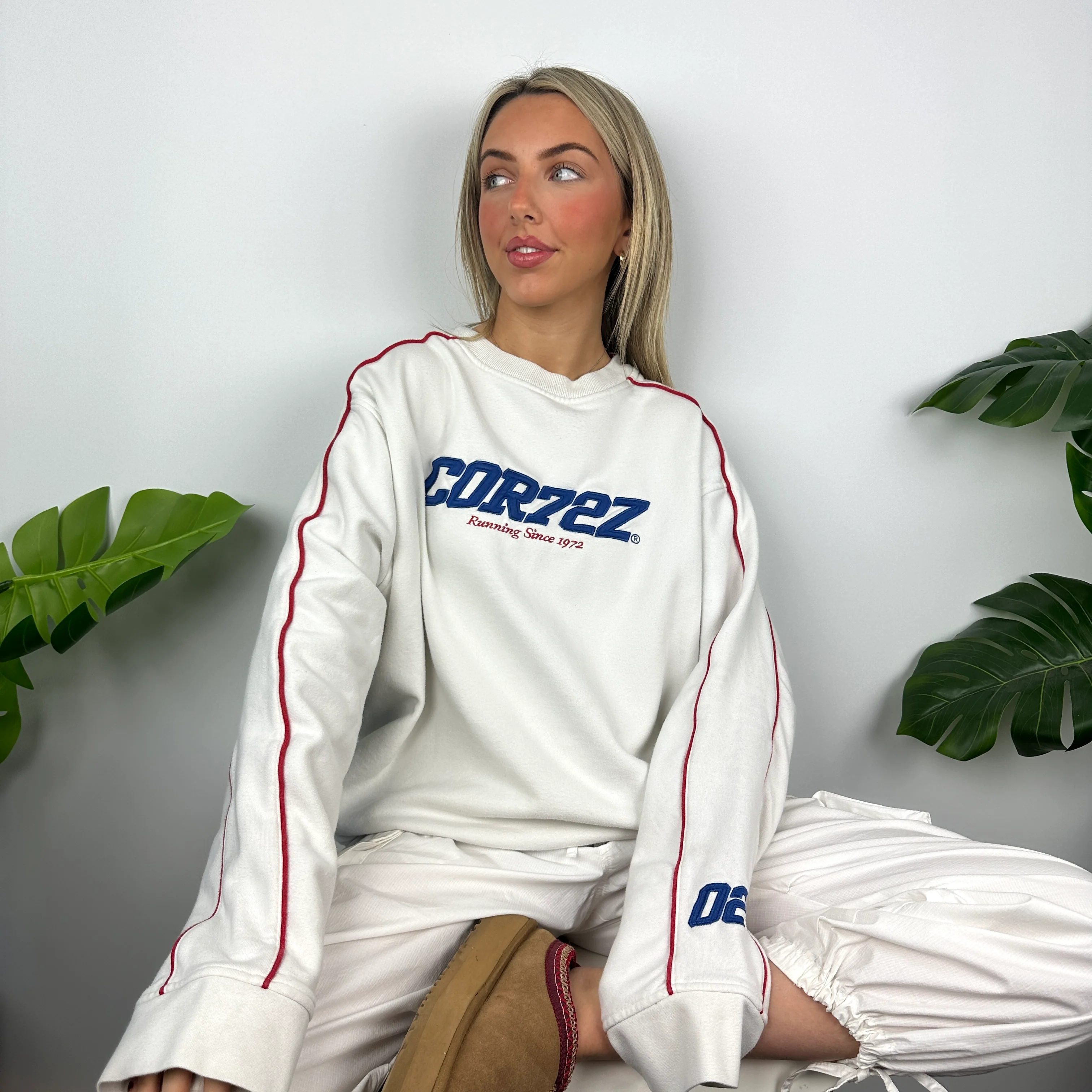 Nike Cortez White Embroidered Spell Out Sweatshirt (XL) - Image 6