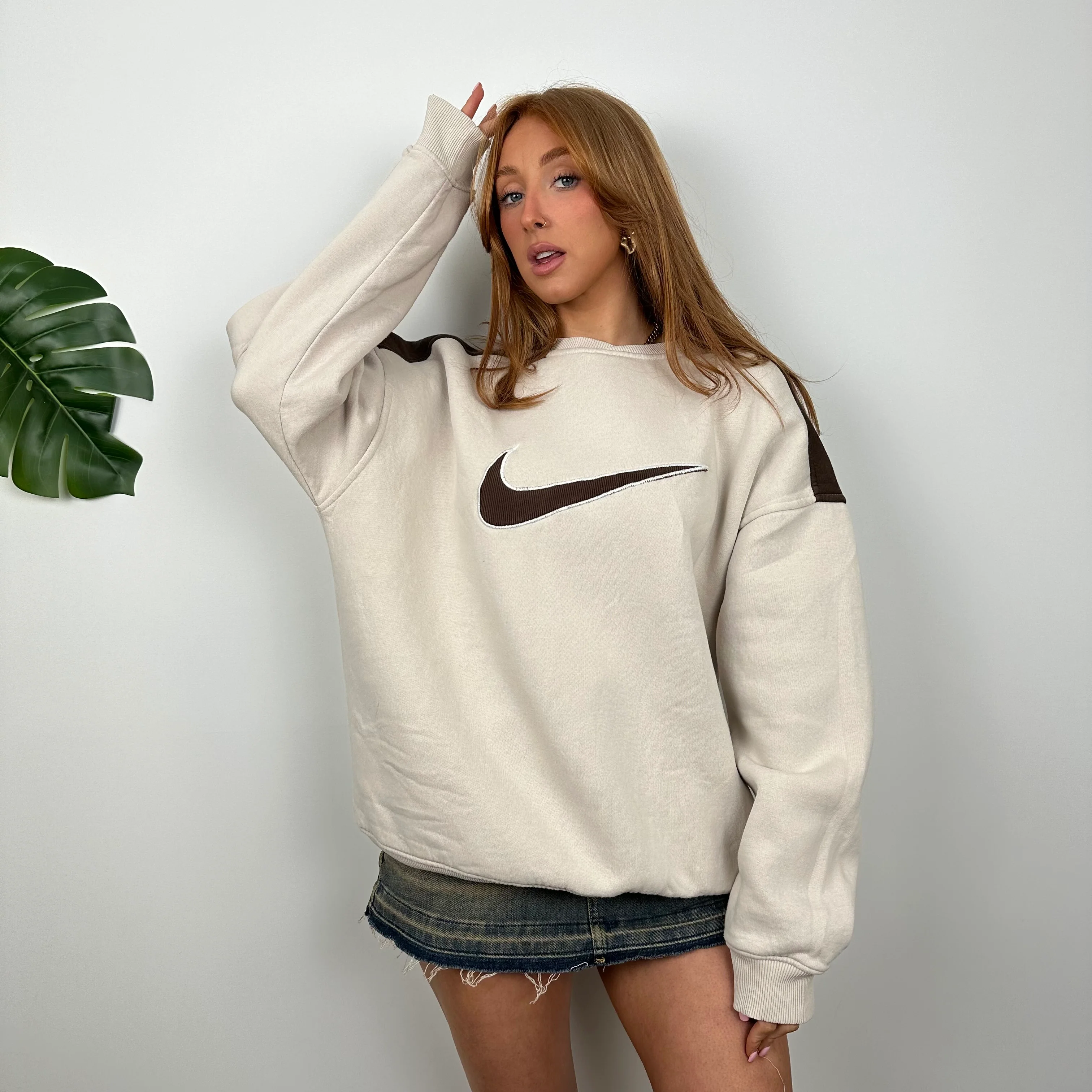 Nike Cream and Brown Embroidered Swoosh Sweatshirt (M) - Image 3