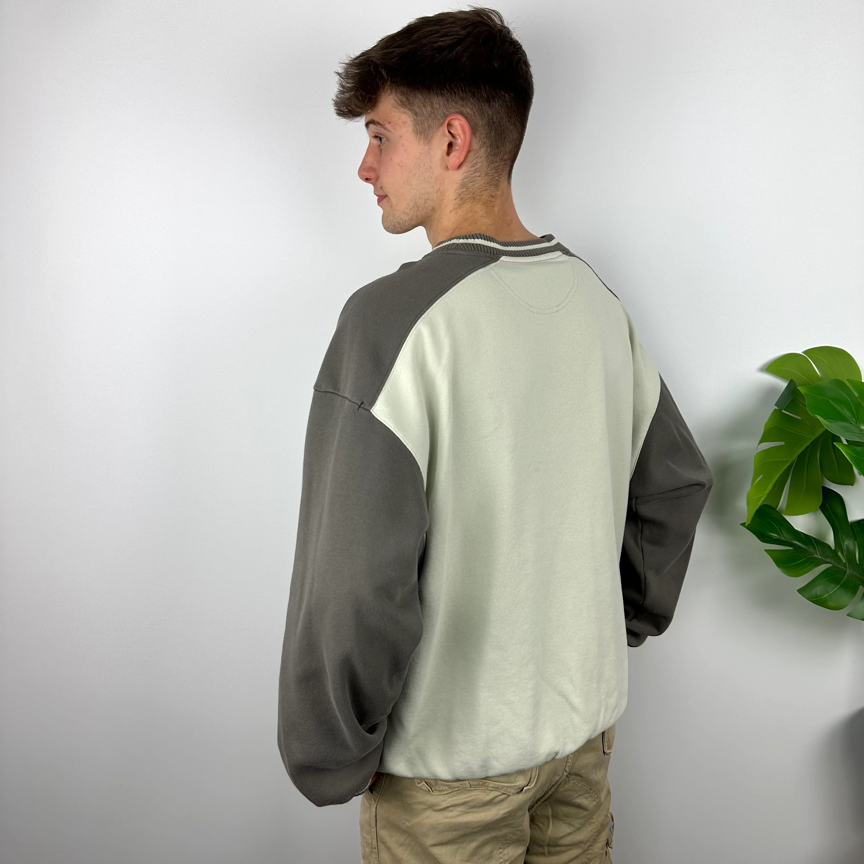 Nike Cream & Brown Embroidered Spell Out Sweatshirt (XL) - Image 6