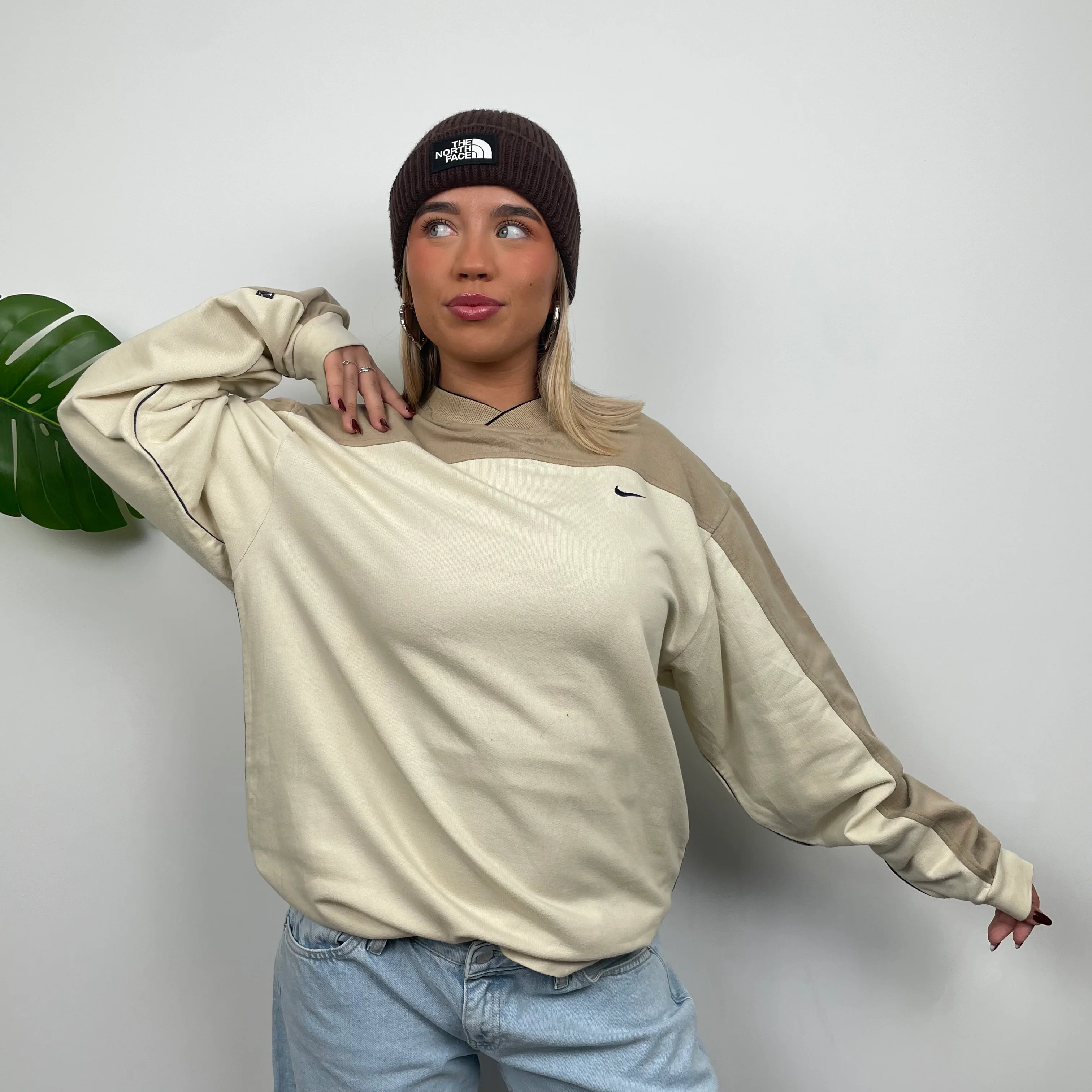 Nike Cream & Coffee Embroidered Swoosh Sweatshirt (L) - Image 2
