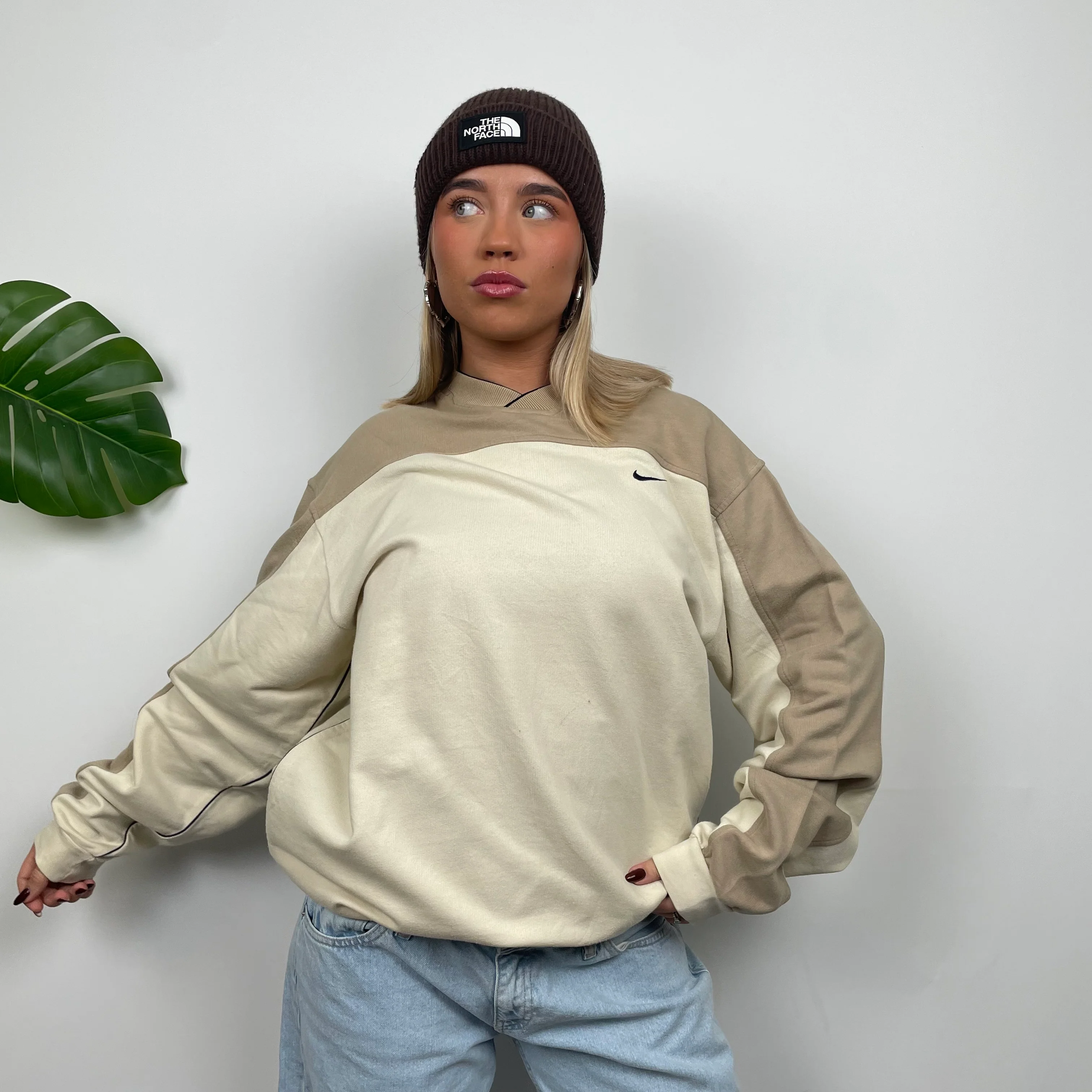Nike Cream & Coffee Embroidered Swoosh Sweatshirt (L) - Image 5