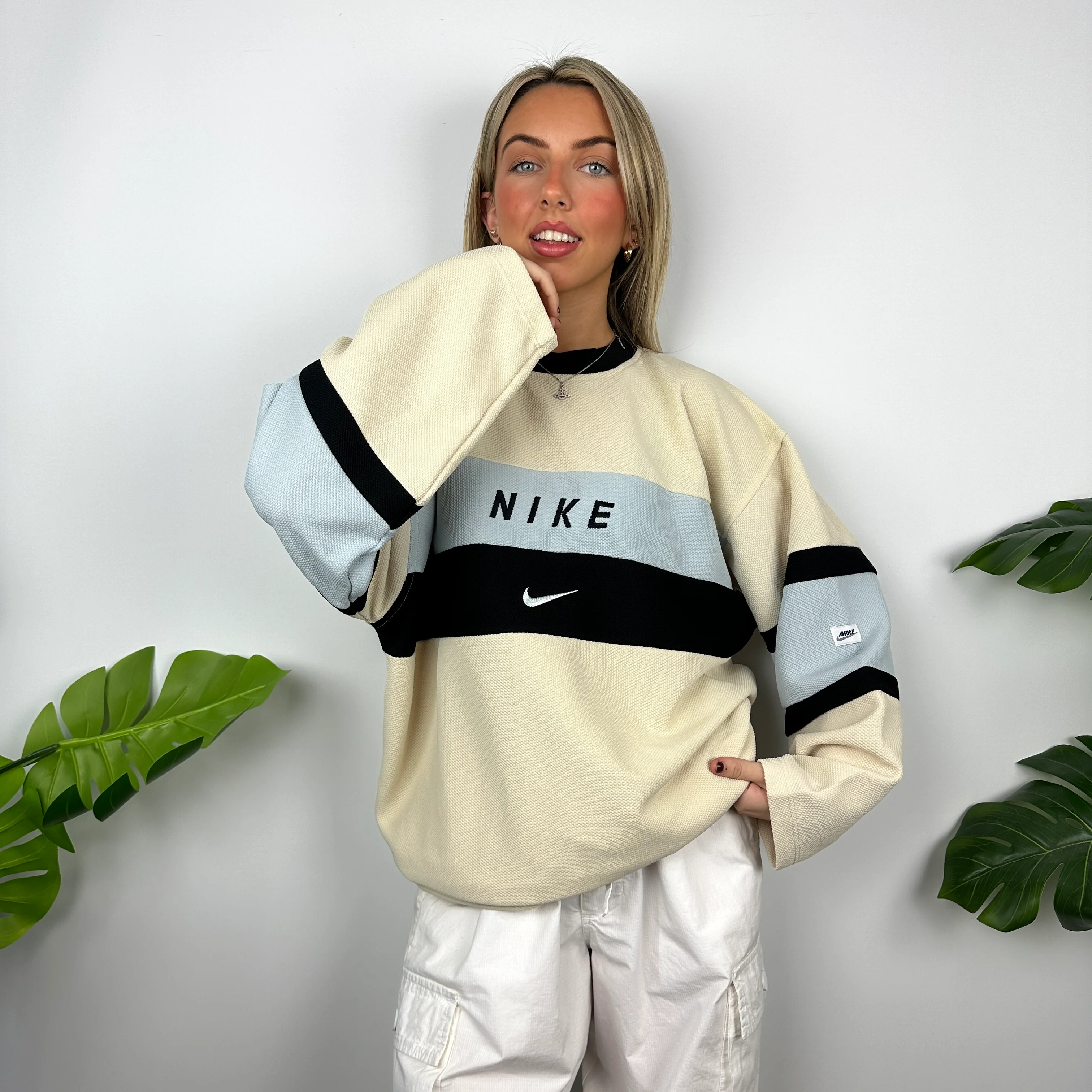 Nike Cream Embroidered Spell Out Sweatshirt (XXL) - Image 2