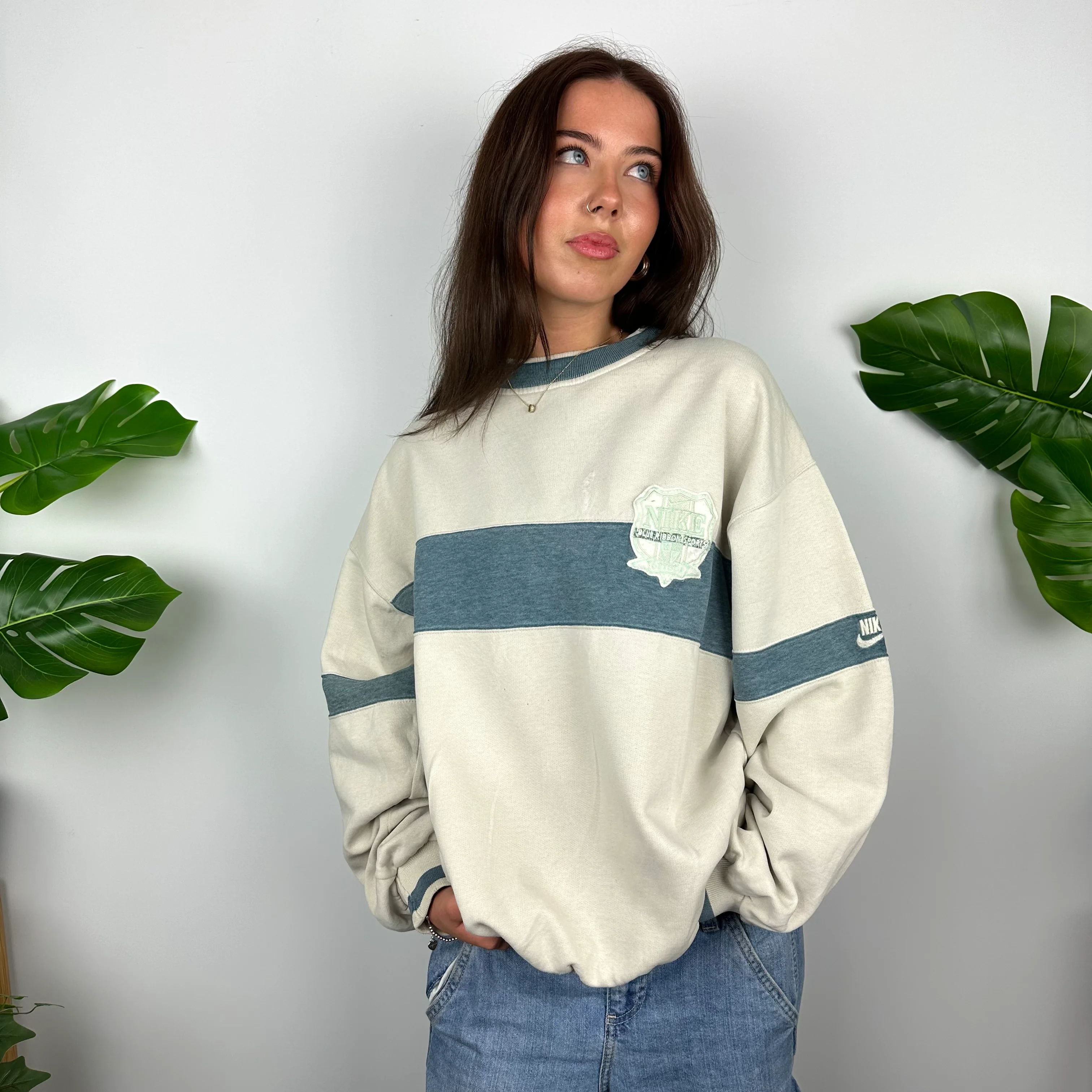 Nike Cream Embroidered Spell Out Sweatshirt (M) - Image 6