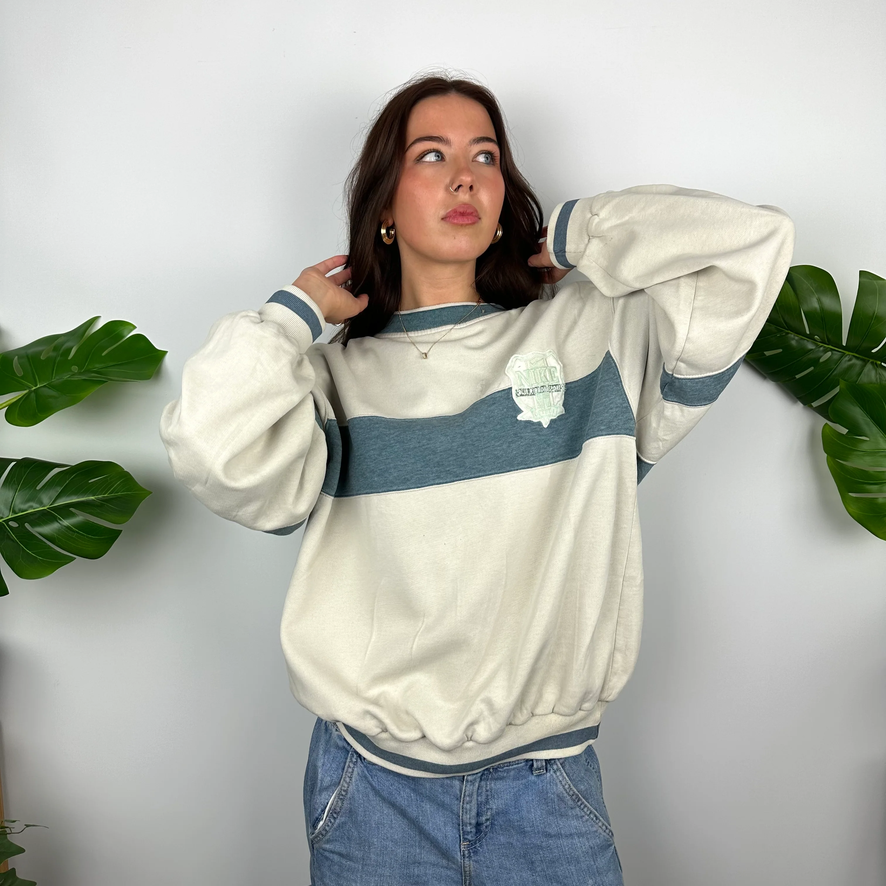 Nike Cream Embroidered Spell Out Sweatshirt (M) - Image 7