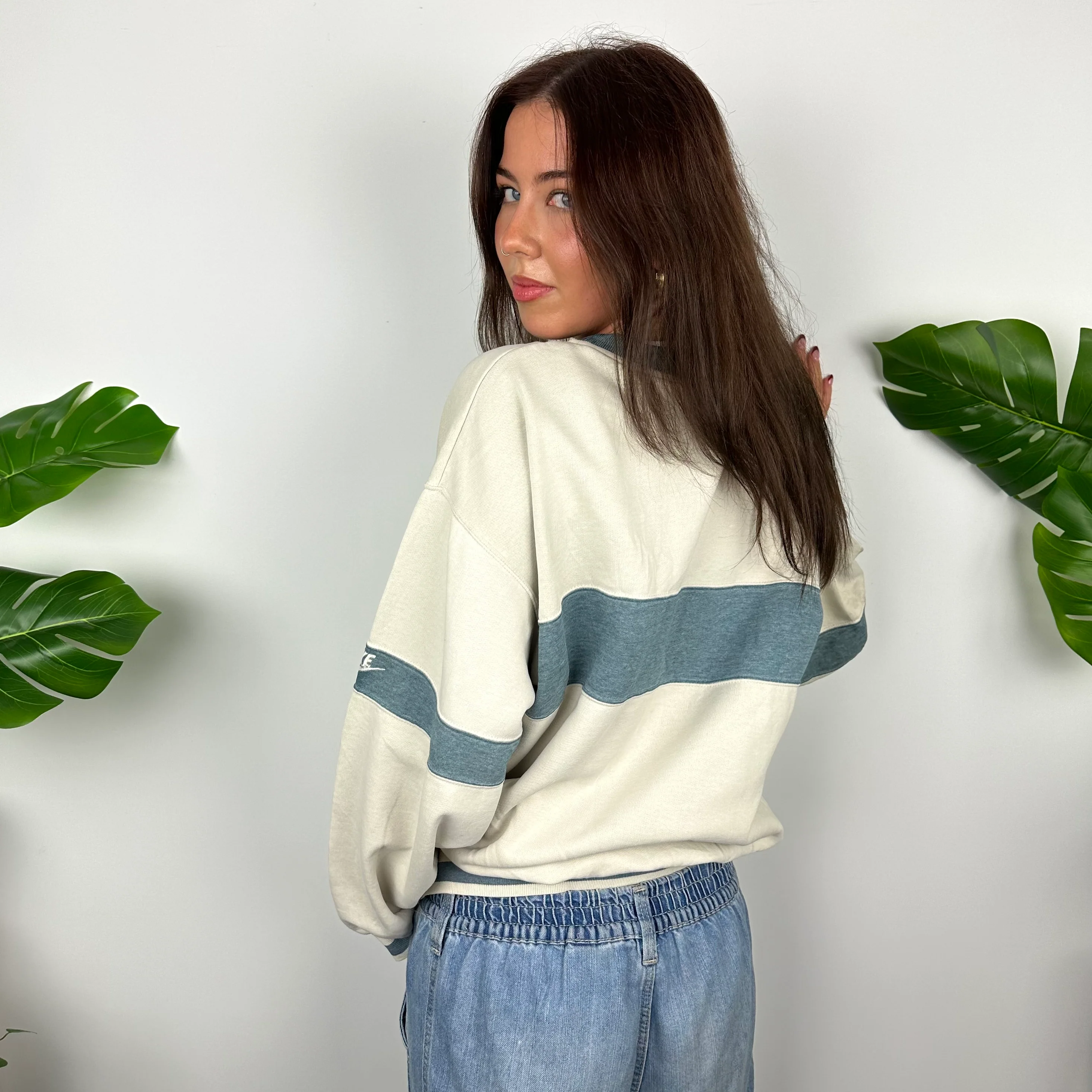 Nike Cream Embroidered Spell Out Sweatshirt (M) - Image 9