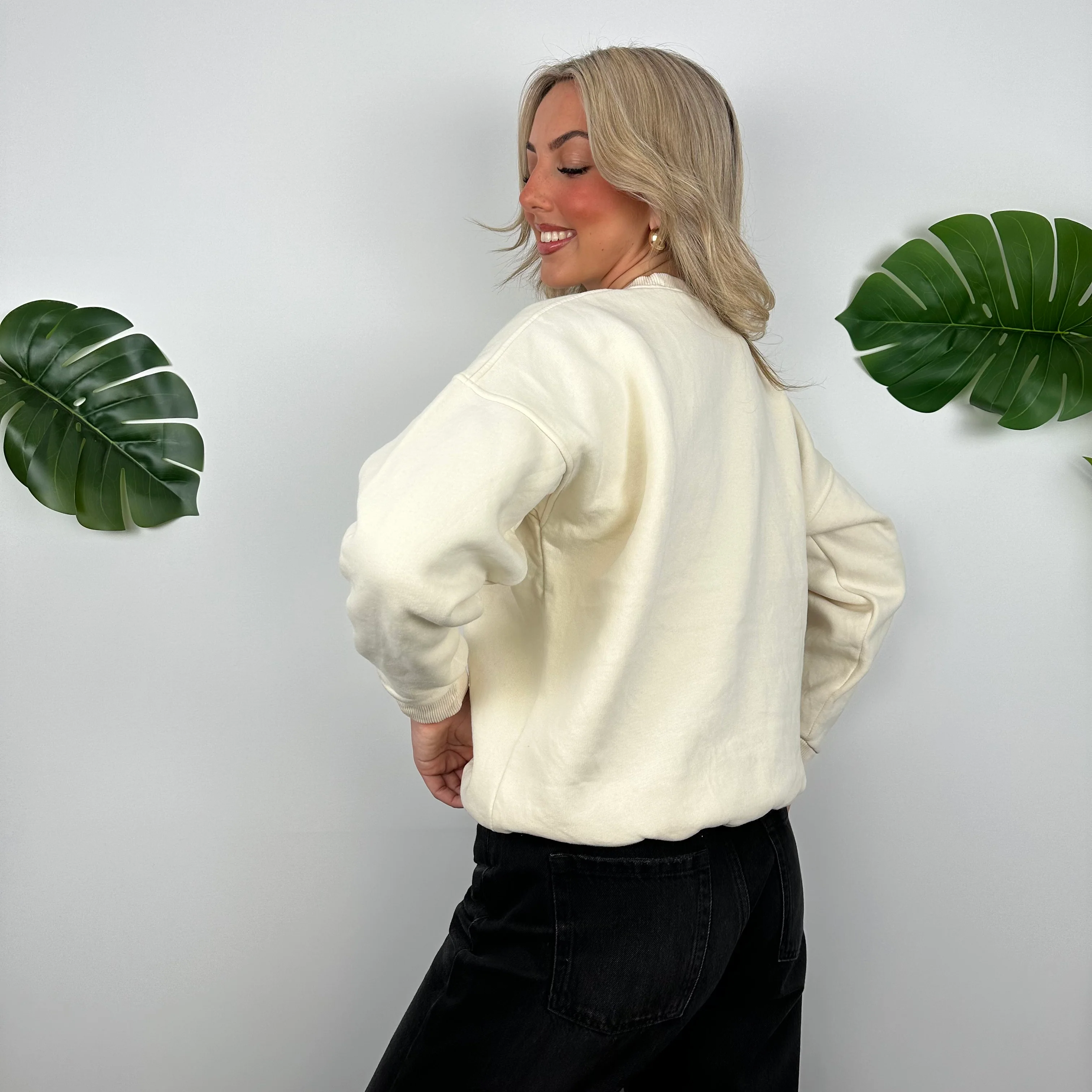 Nike Cream Embroidered Spell Out Sweatshirt (S) - Image 8