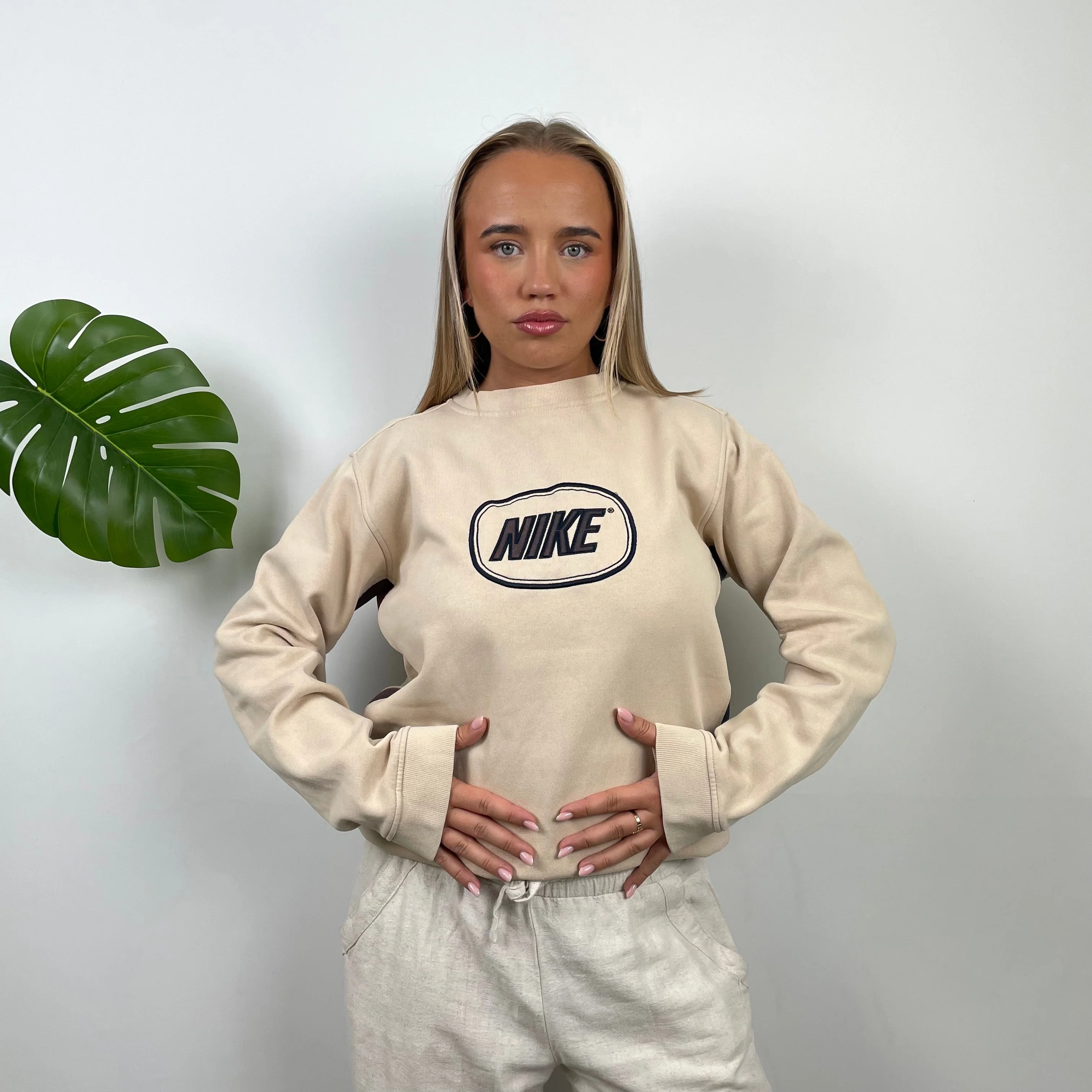 Nike Cream Embroidered Spell Out Sweatshirt (L) - Image 2