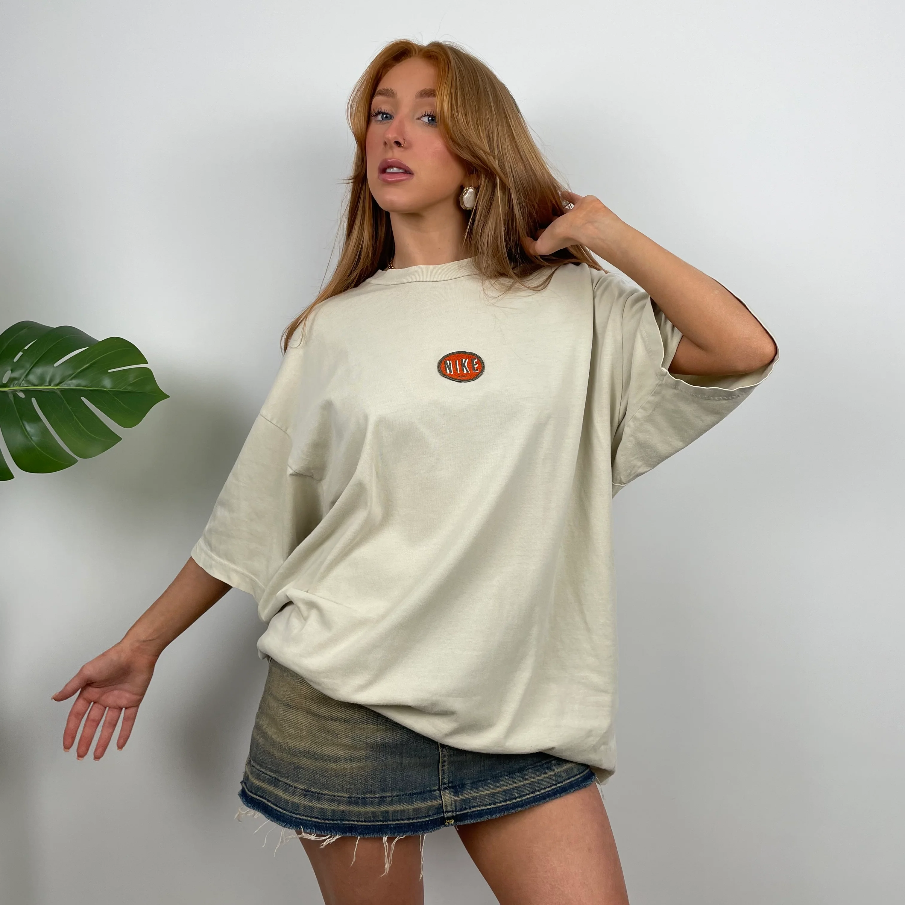 Nike Cream Embroidered Spell Out T Shirt (L) - Image 3