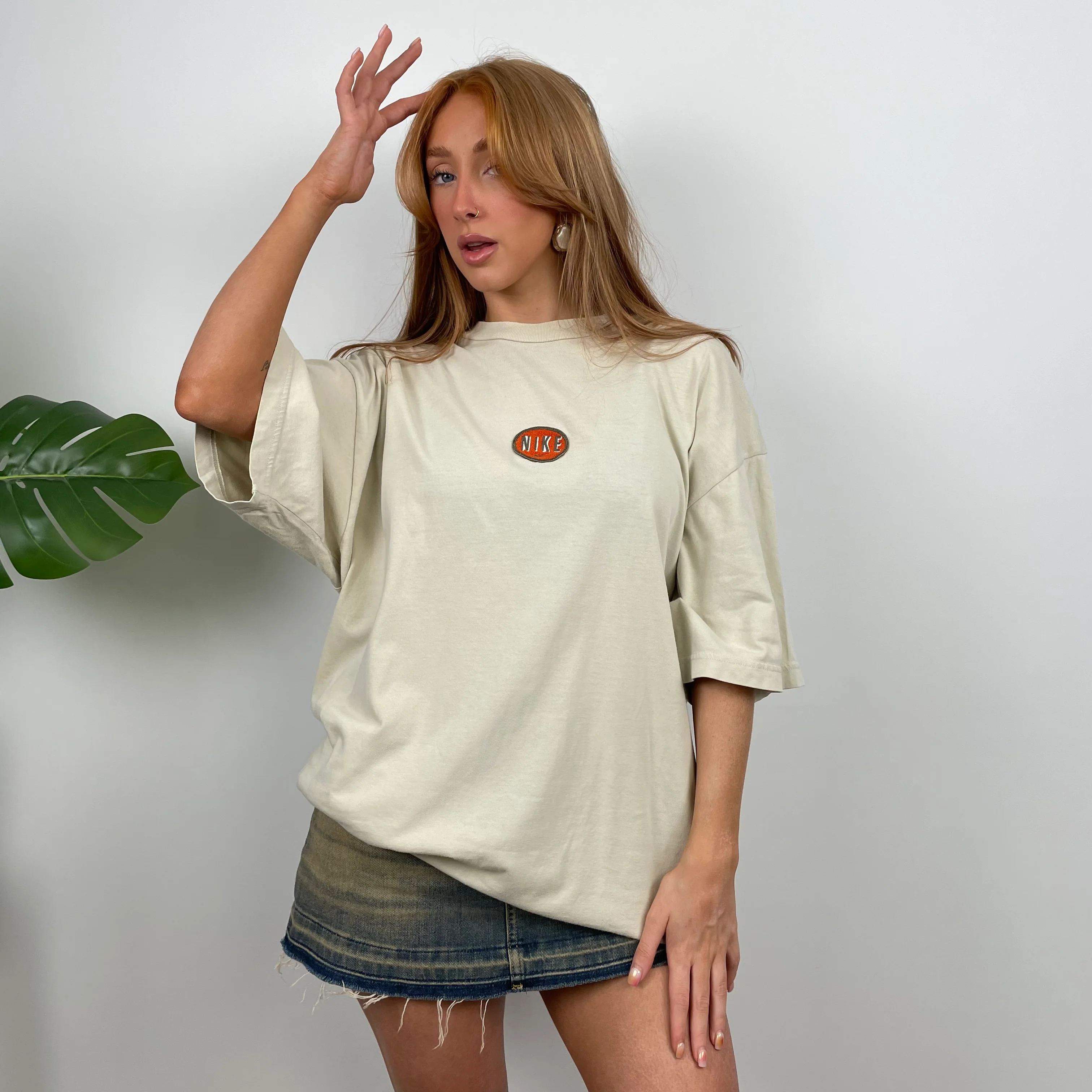 Nike Cream Embroidered Spell Out T Shirt (L) - Image 4