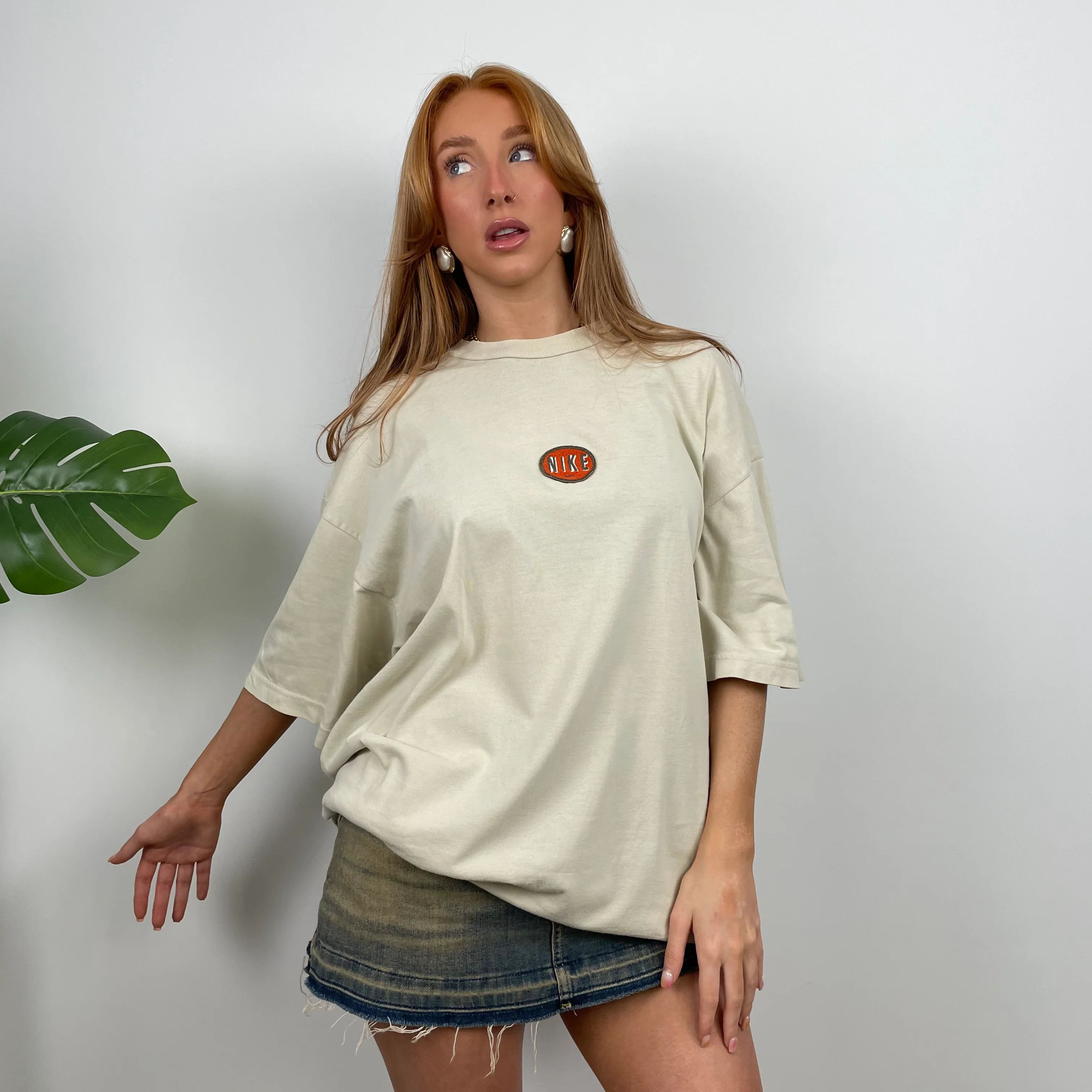 Nike Cream Embroidered Spell Out T Shirt (L) - Image 5