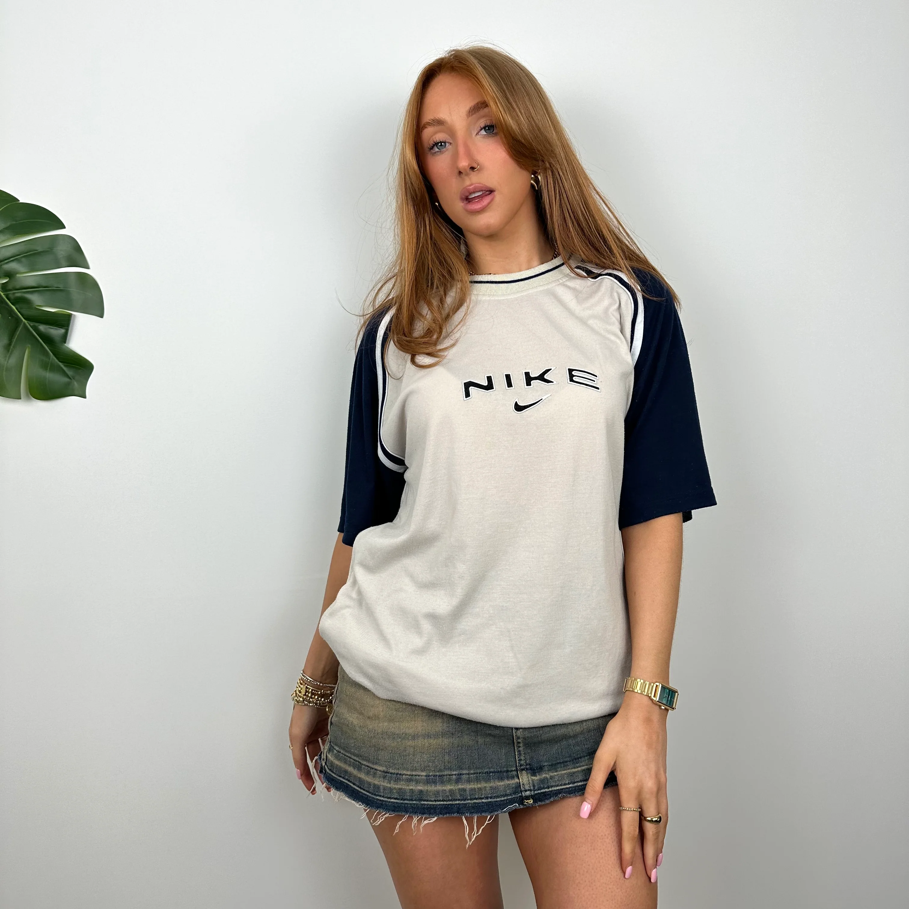 Nike Cream Embroidered Spell Out T Shirt (M) - Image 2